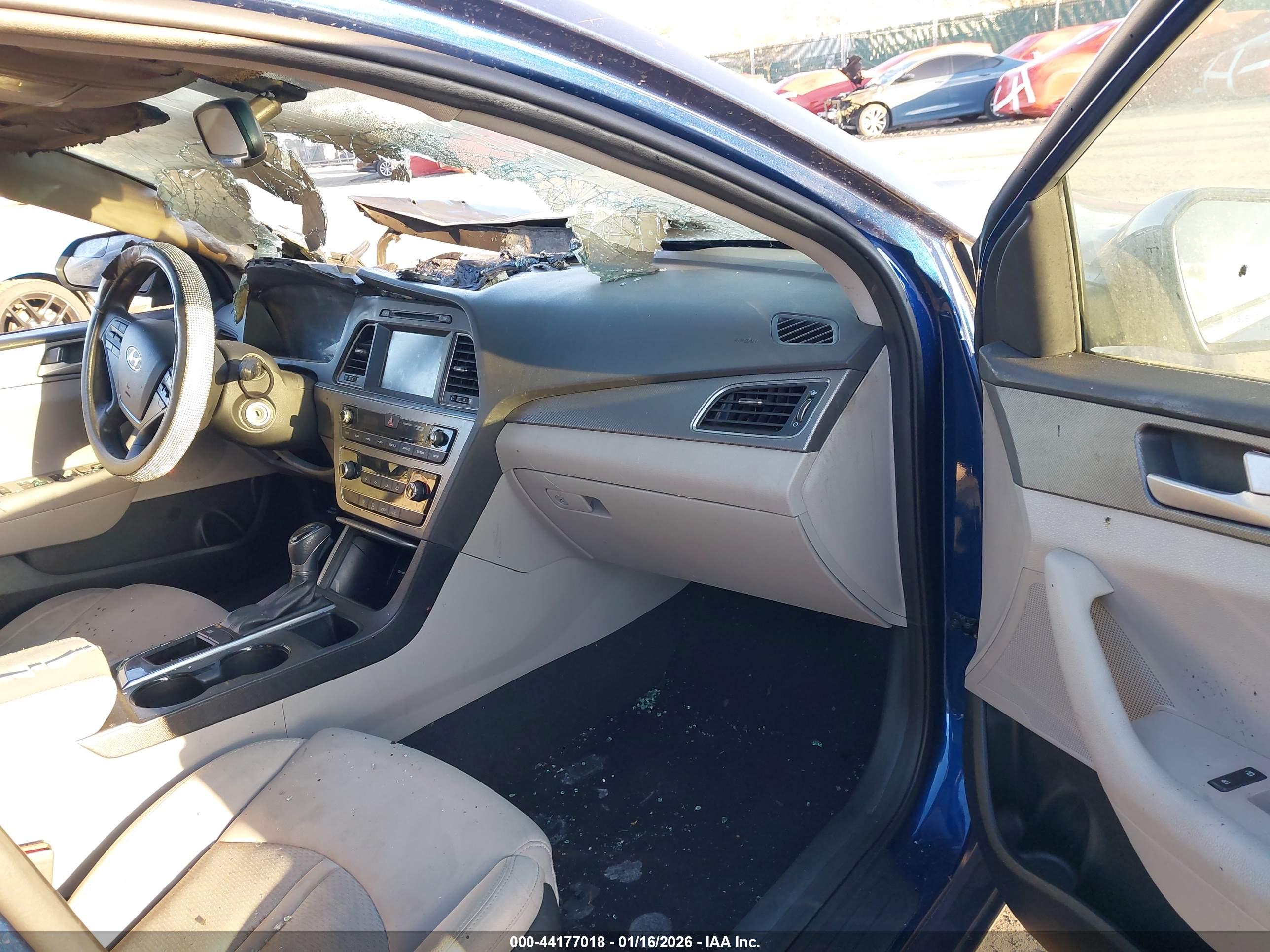 HYUNDAI SONATA image 5