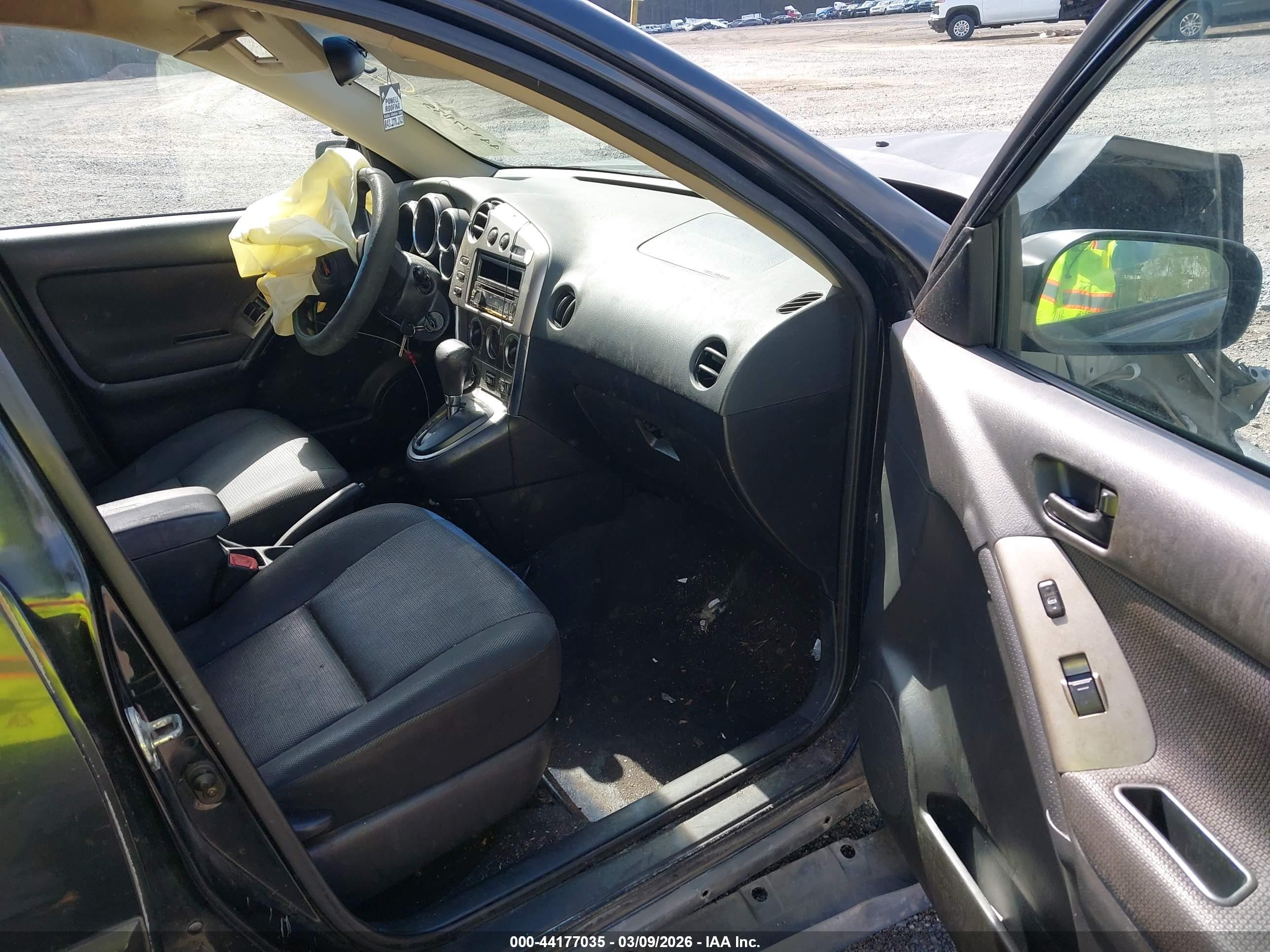 PONTIAC VIBE image 5