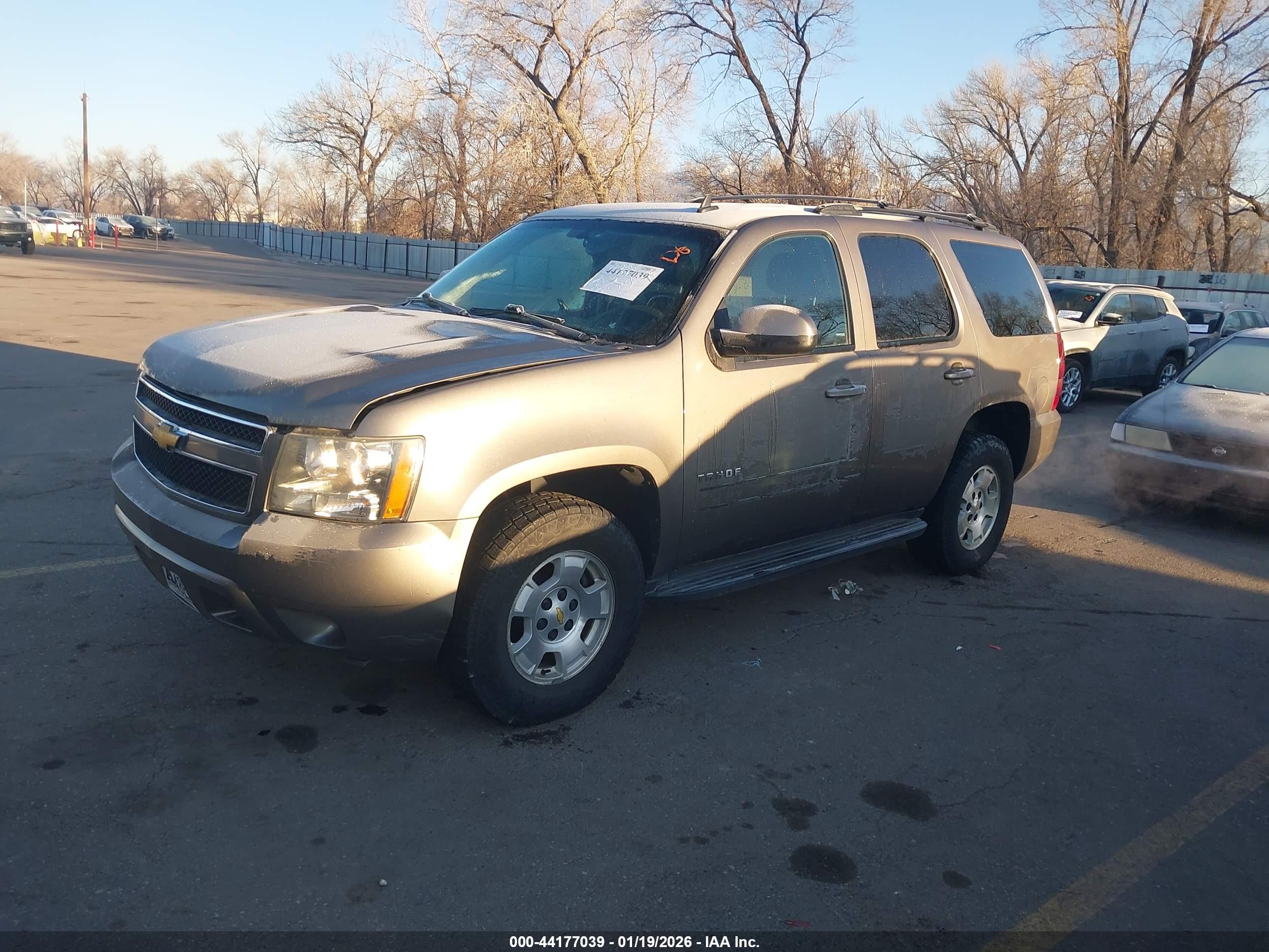 CHEVROLET TAHOE image 2
