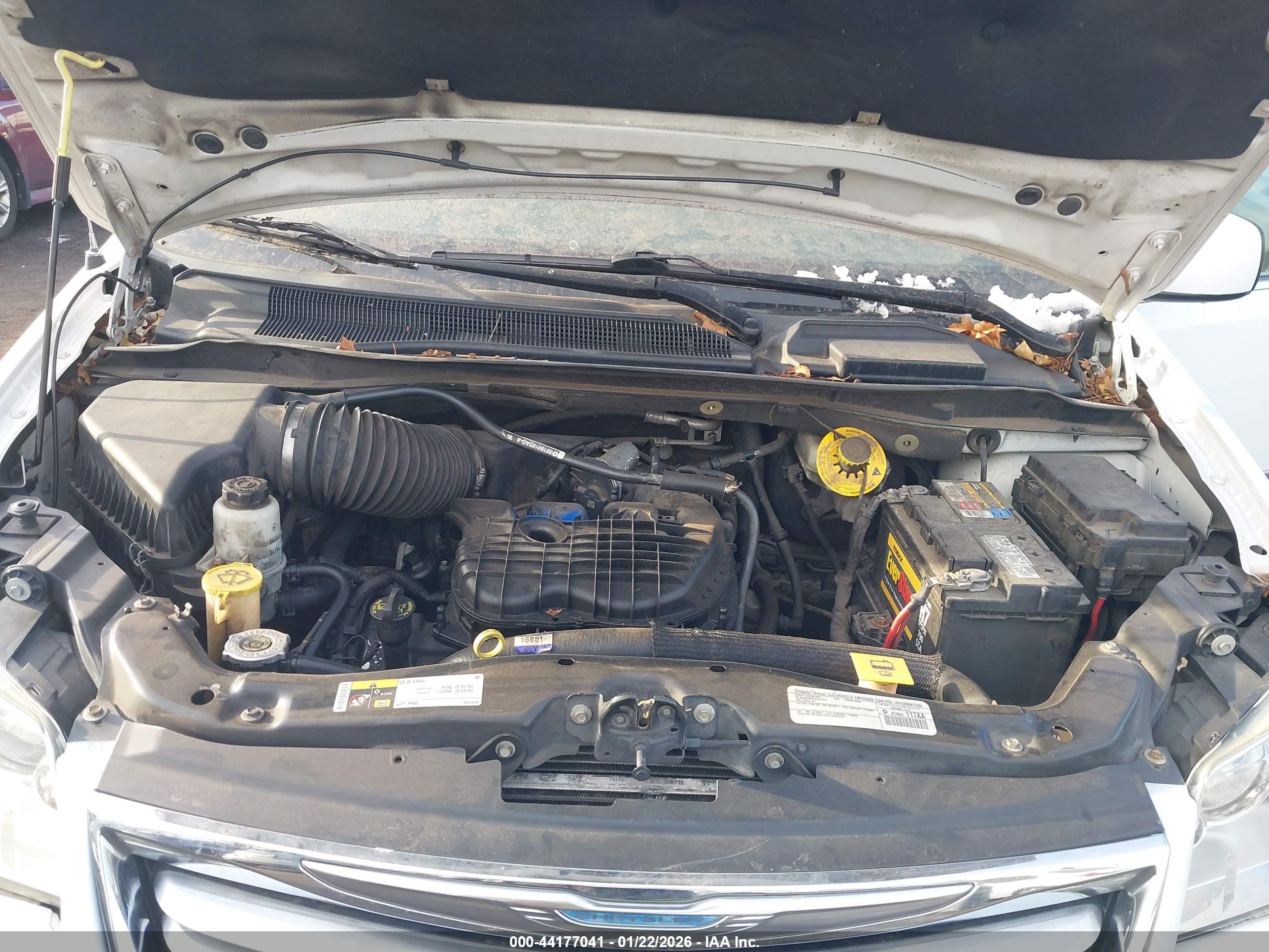 CHRYSLER TOWN image 10