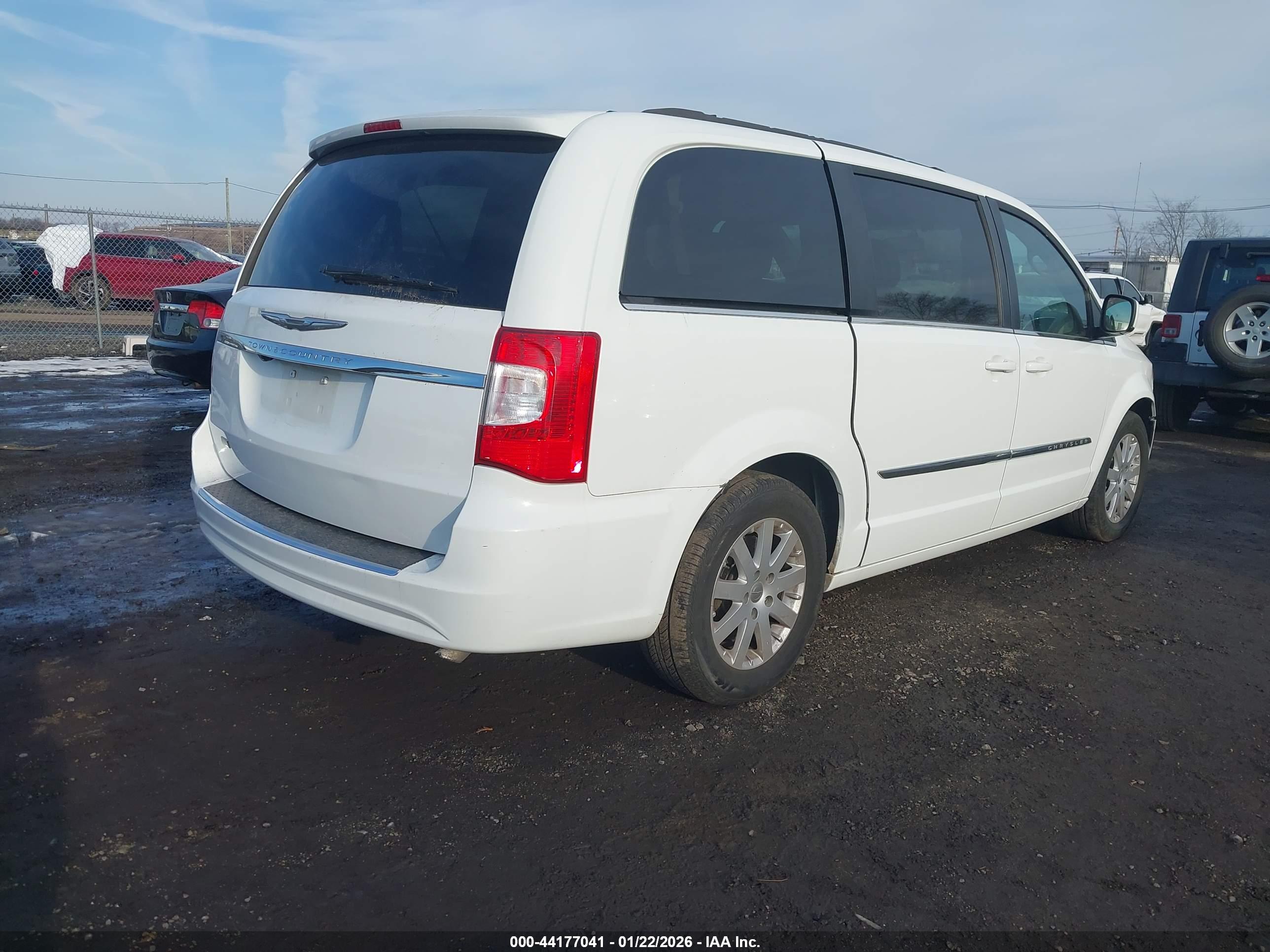 CHRYSLER TOWN image 4