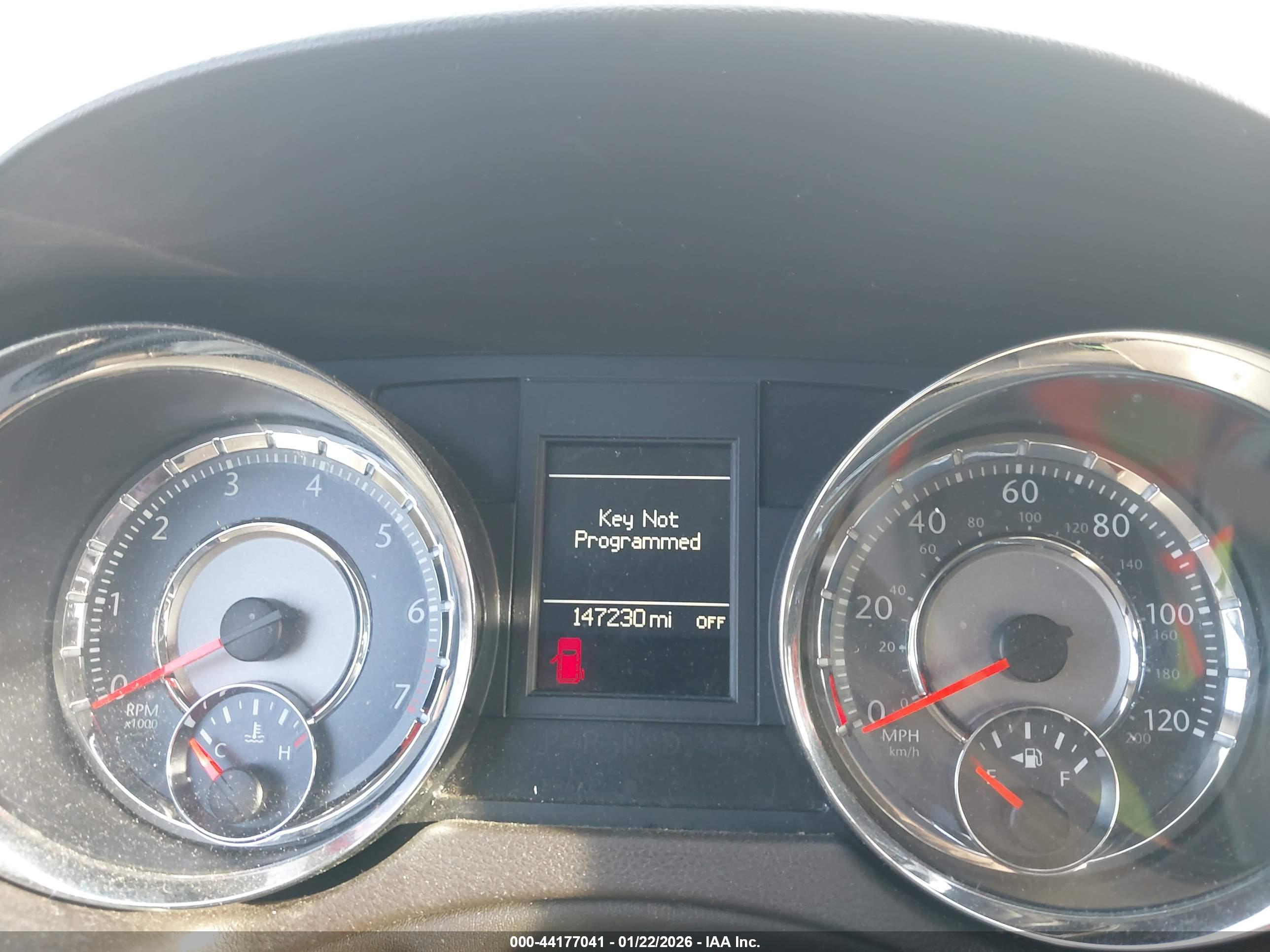 CHRYSLER TOWN image 7