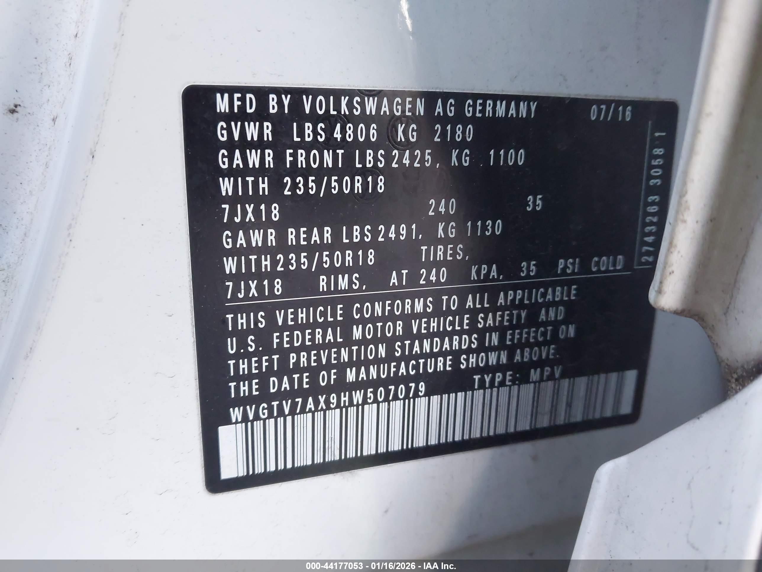 VOLKSWAGEN TIGUAN image 9