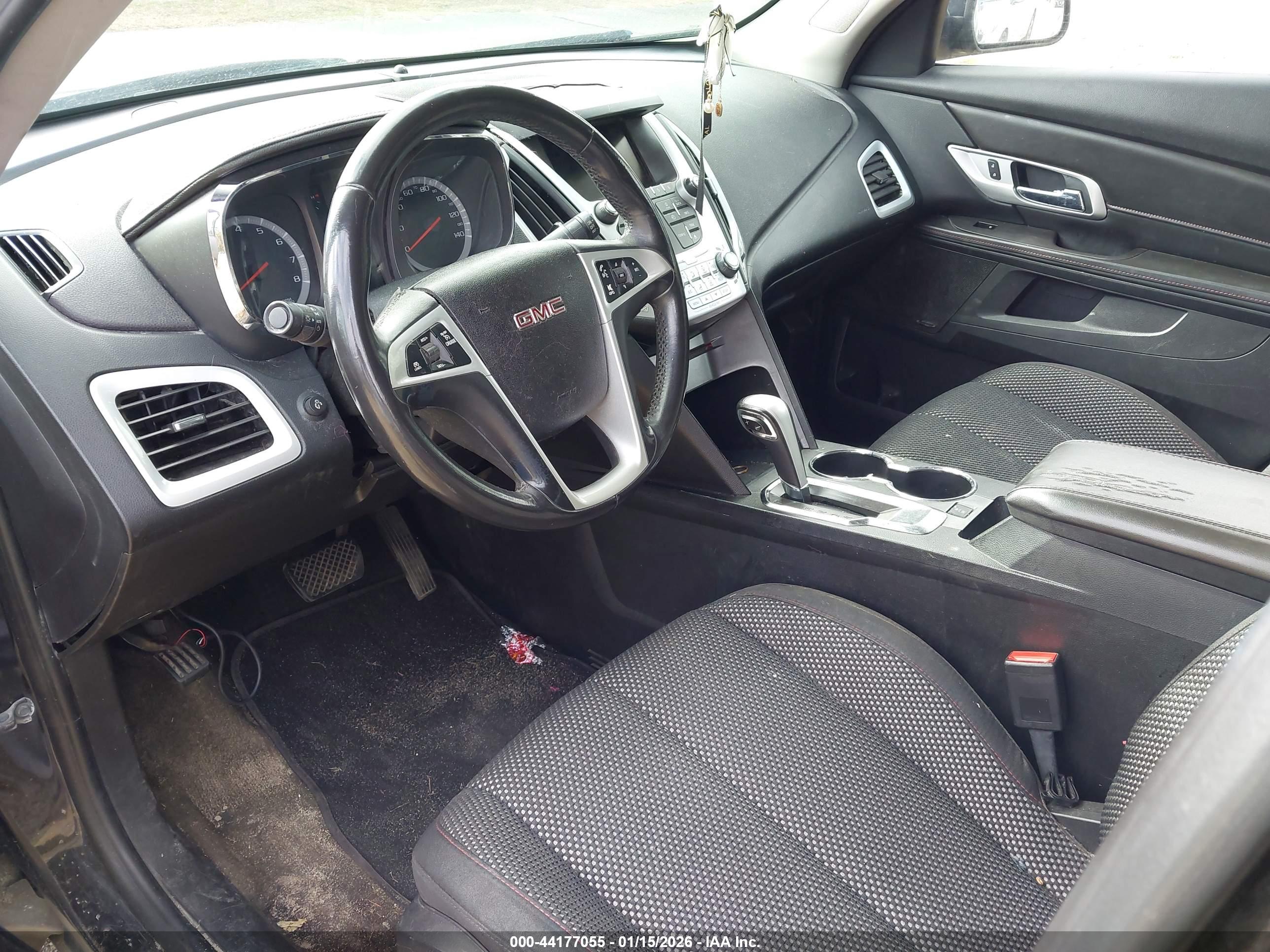 GMC TERRAIN image 6