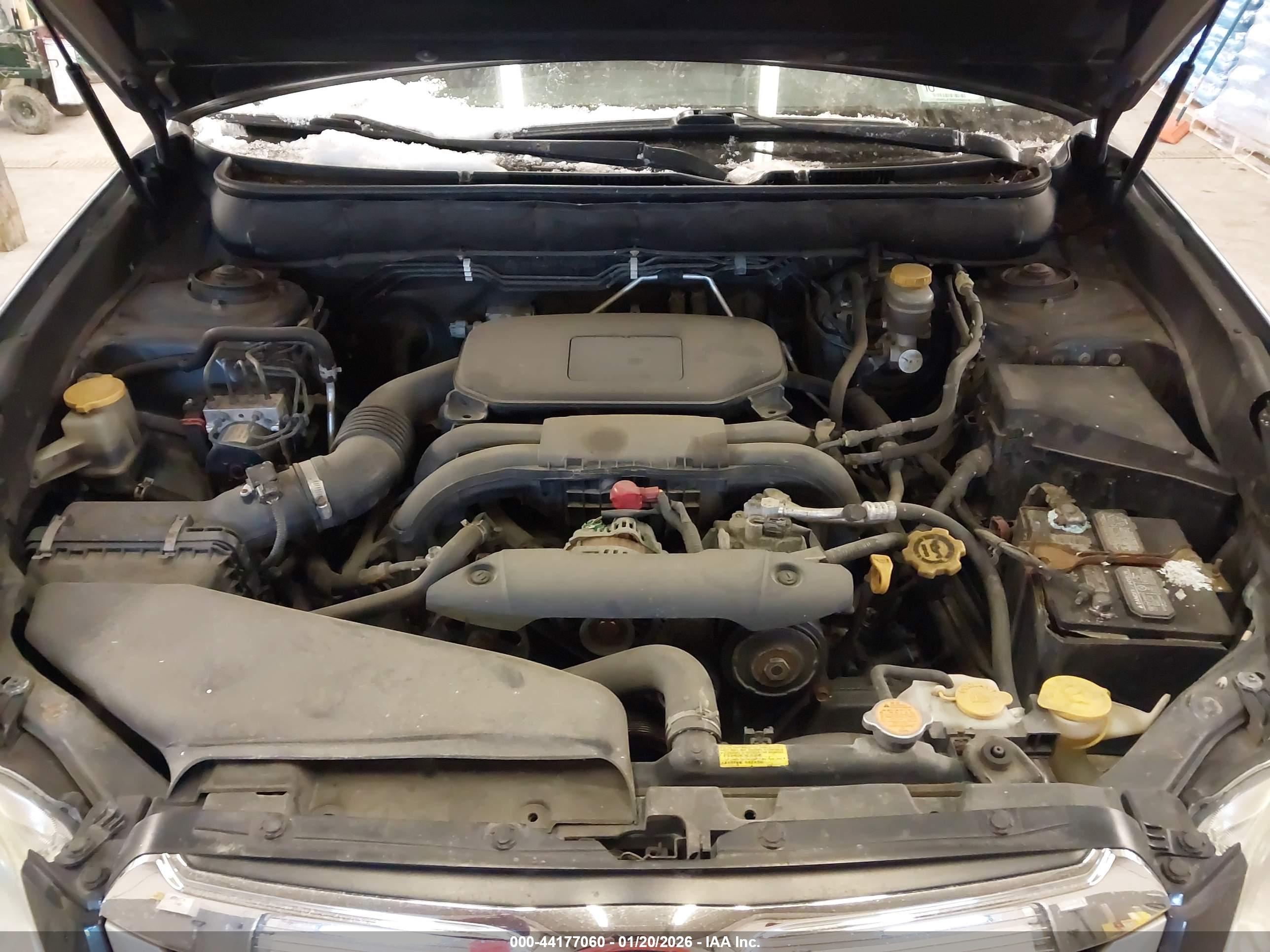 SUBARU OUTBACK image 10