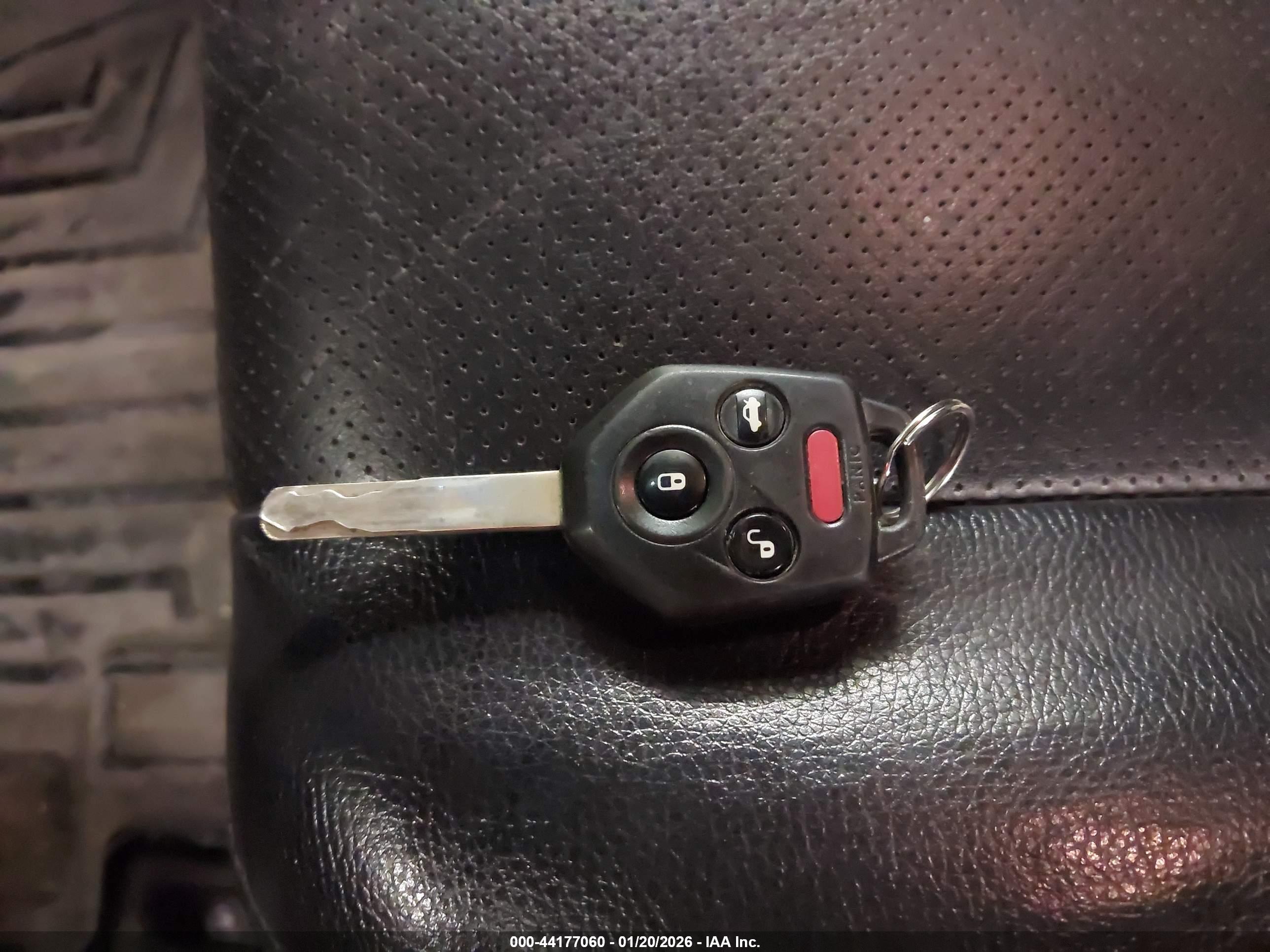 SUBARU OUTBACK image 11