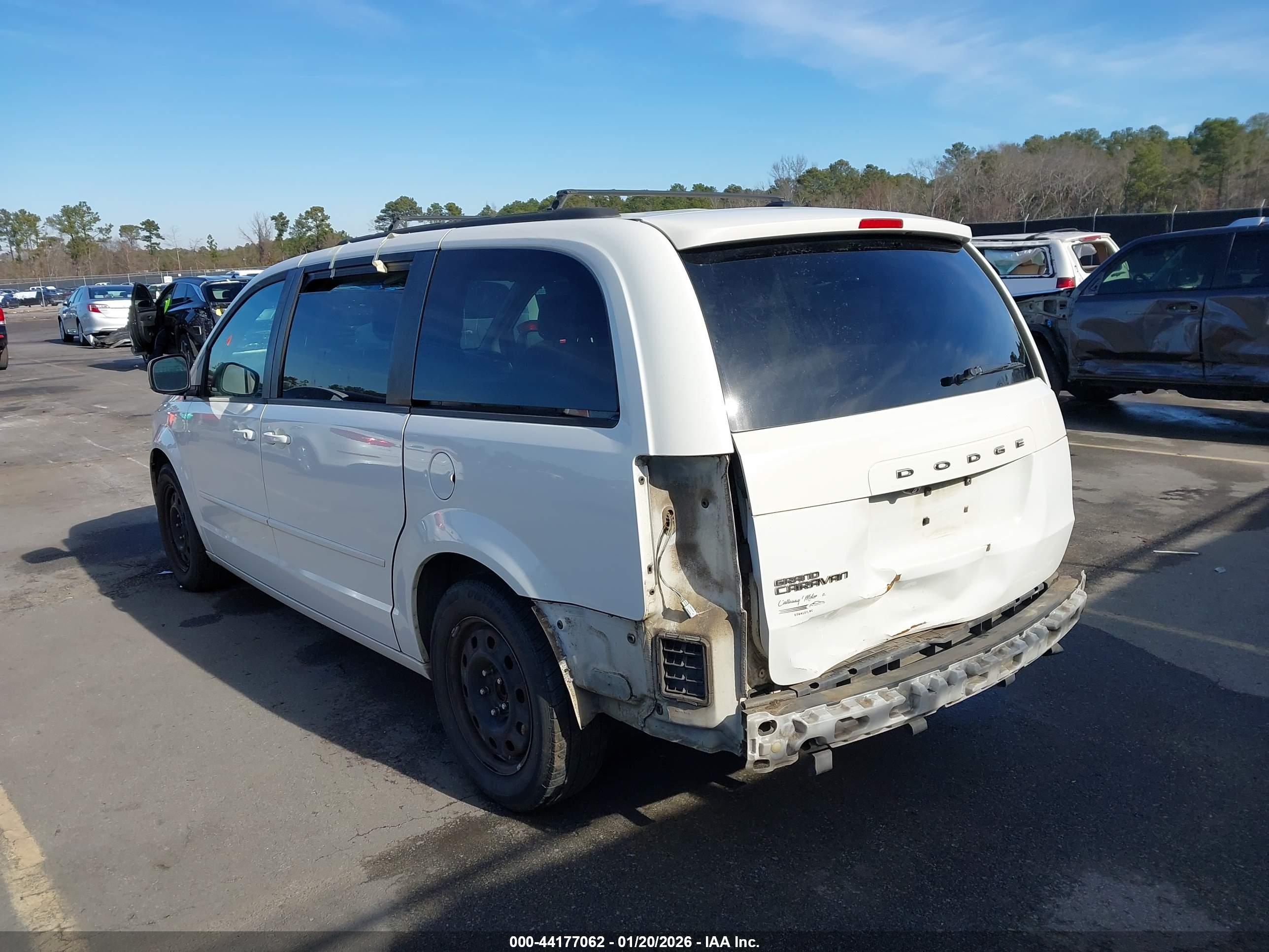 DODGE GRAND image 3