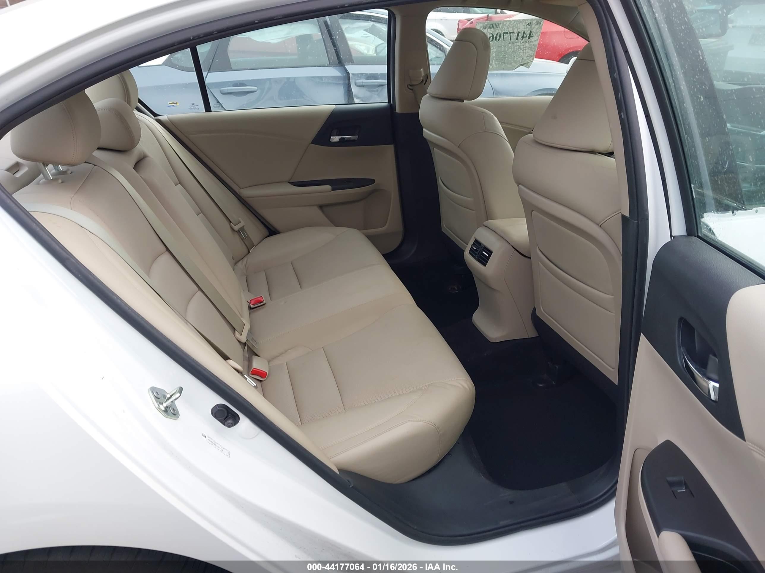 HONDA ACCORD image 8