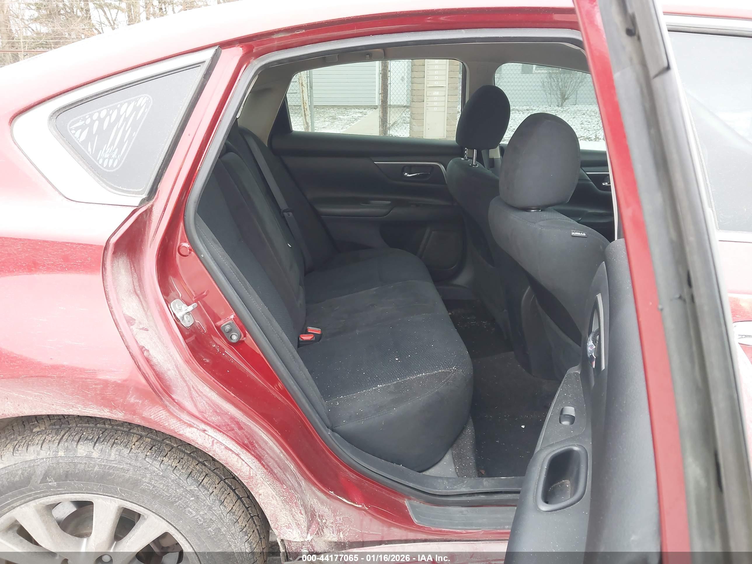 NISSAN ALTIMA image 8