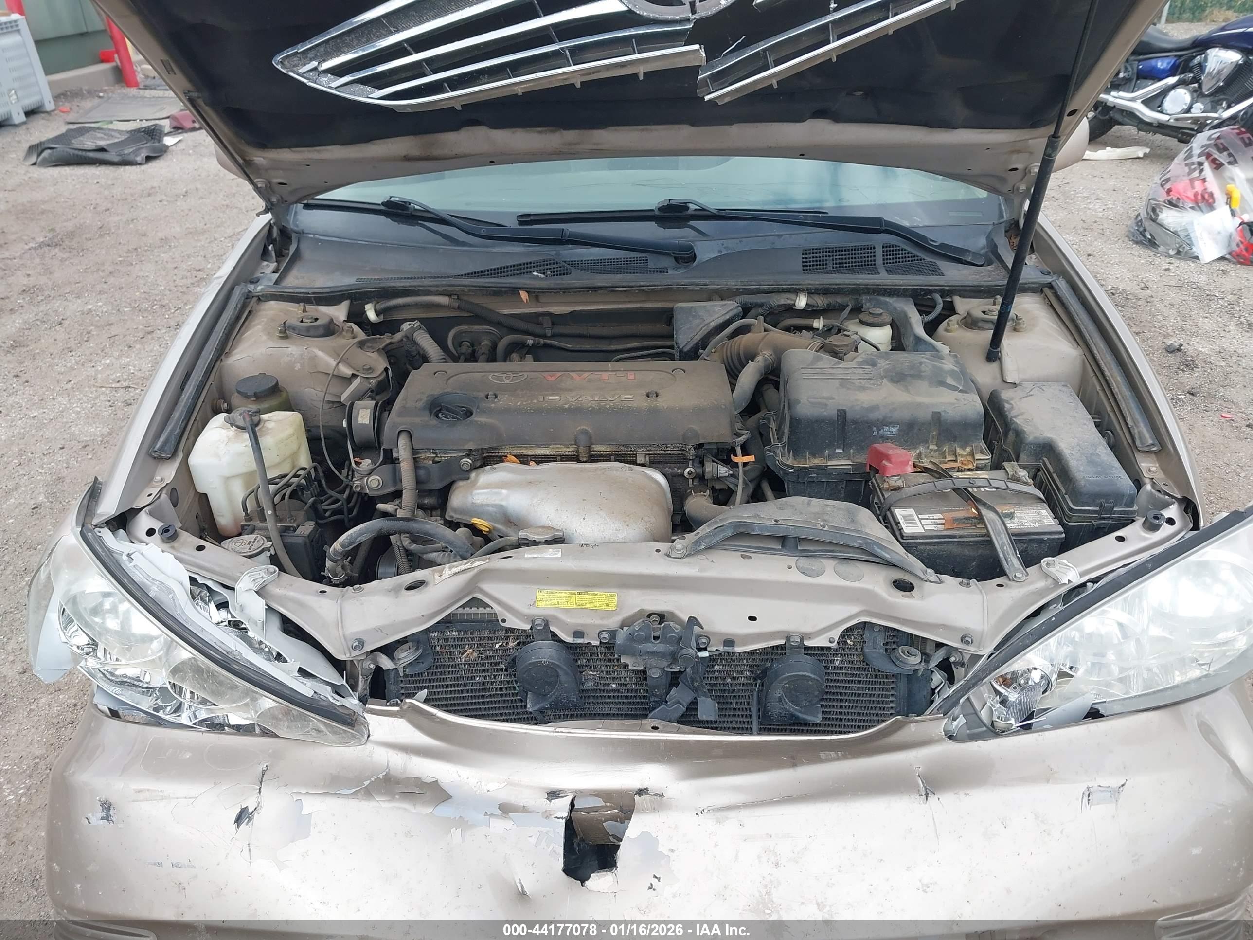 TOYOTA CAMRY image 10