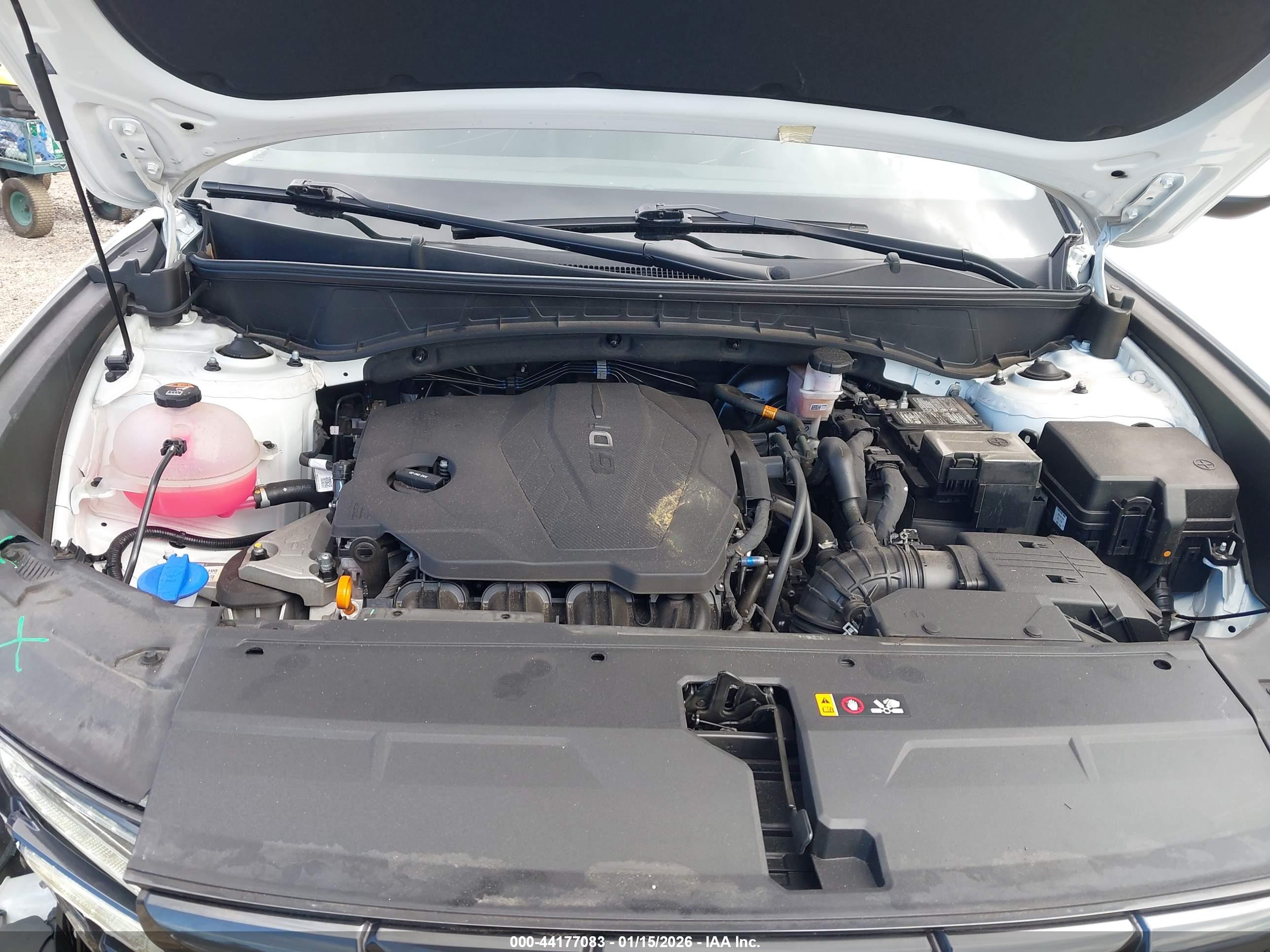HYUNDAI TUCSON image 10