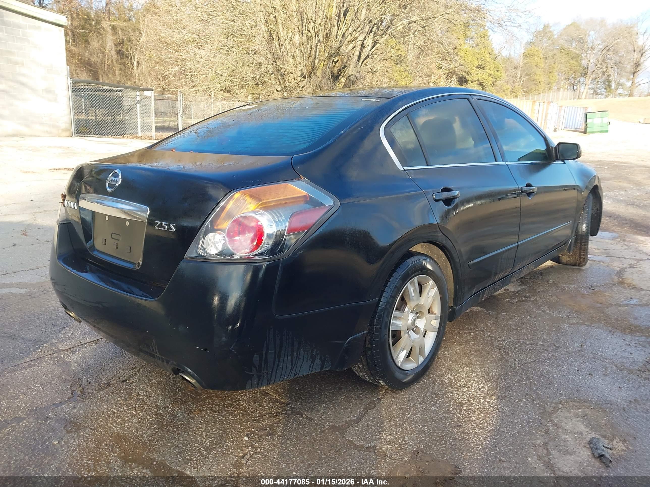 NISSAN ALTIMA image 4