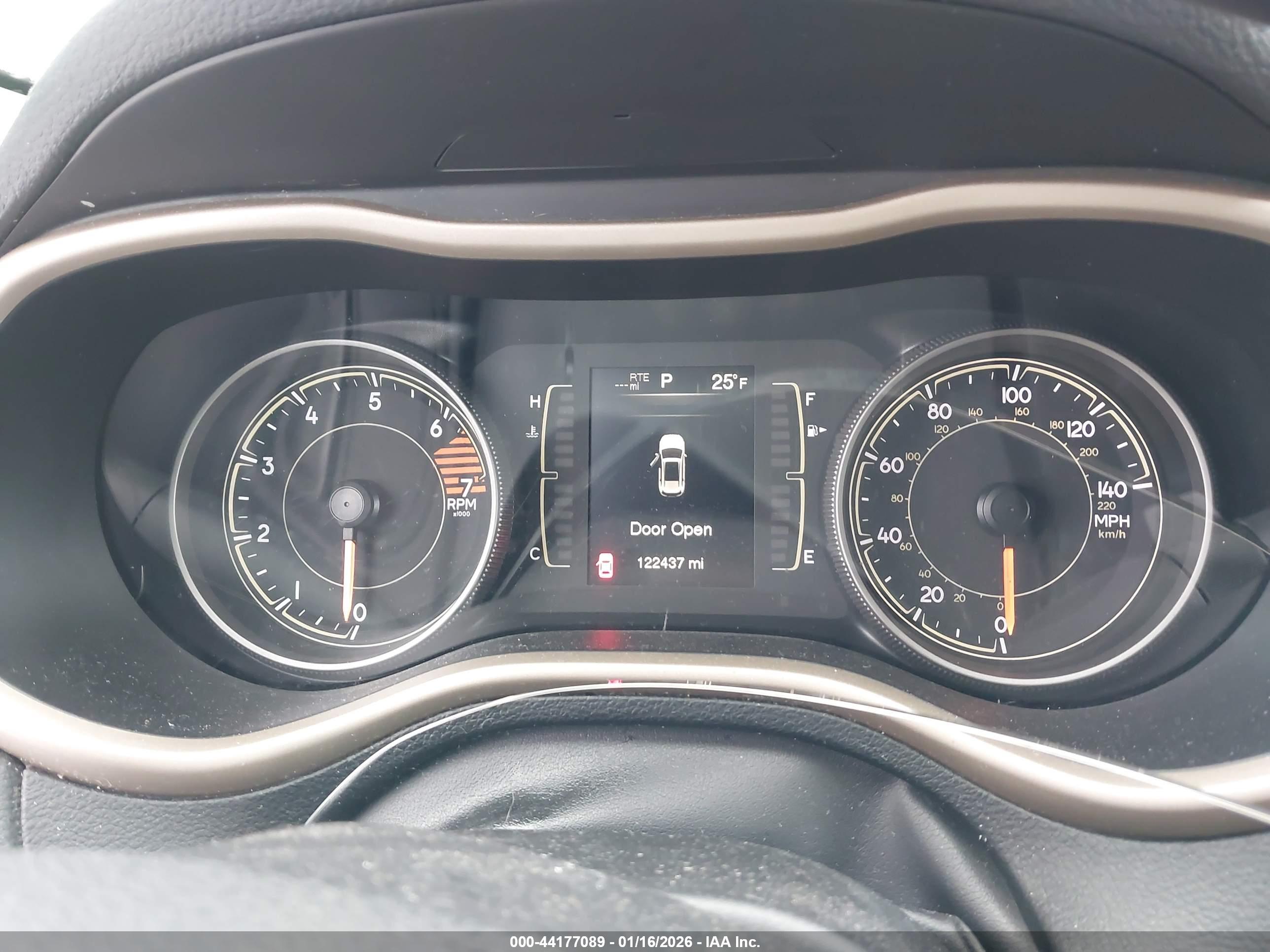 JEEP CHEROKEE image 7