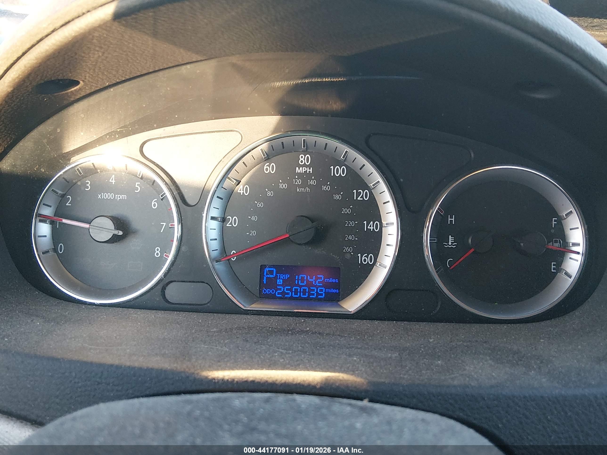 HYUNDAI SONATA image 7