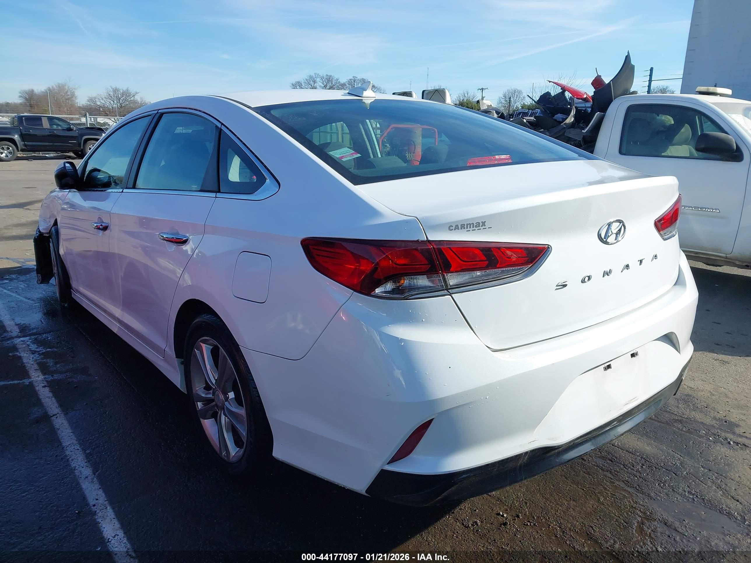 HYUNDAI SONATA image 3