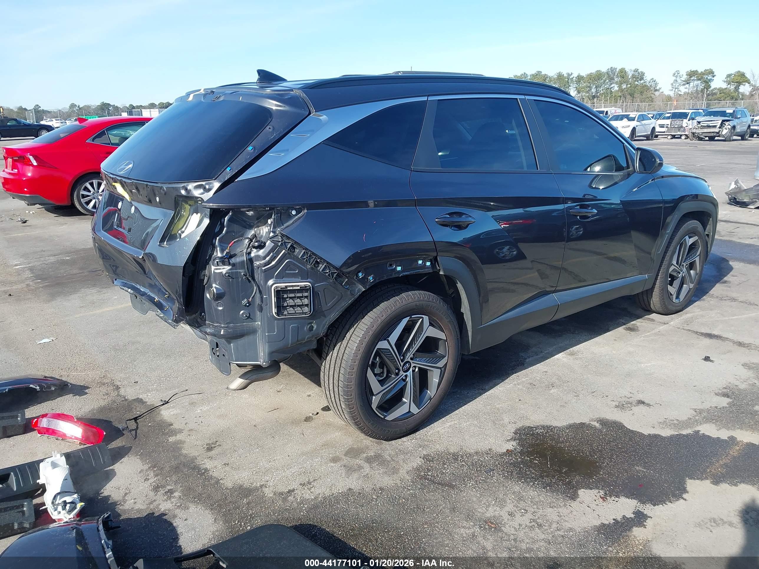 HYUNDAI TUCSON image 4