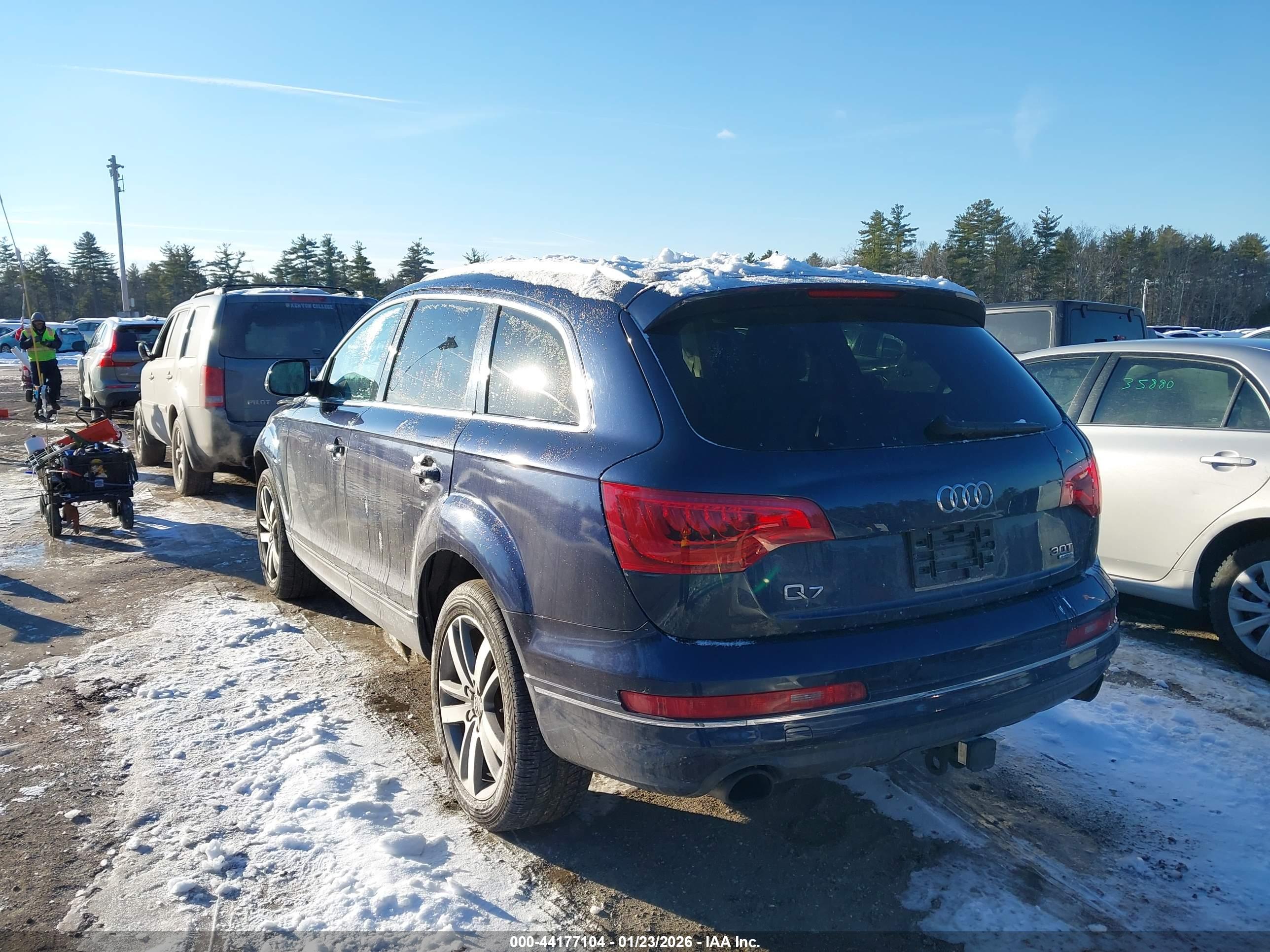 AUDI Q7 image 3