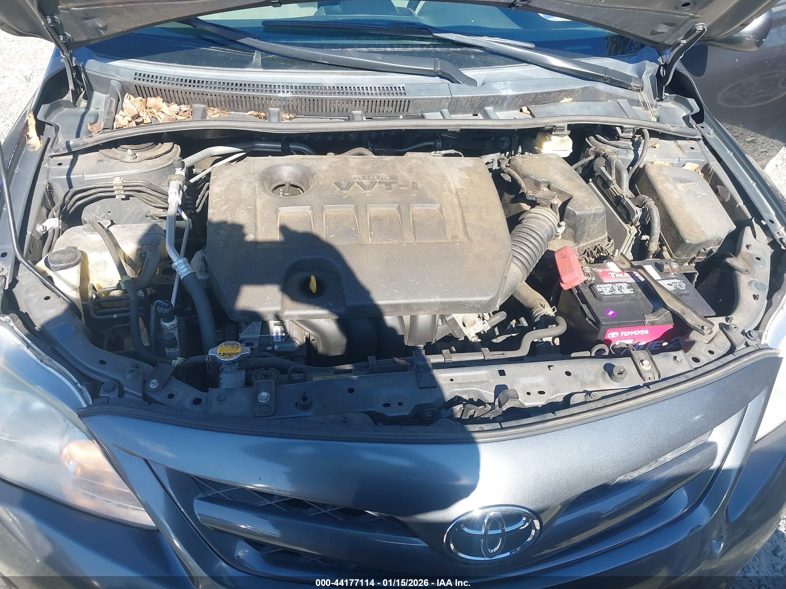 TOYOTA COROLLA image 10