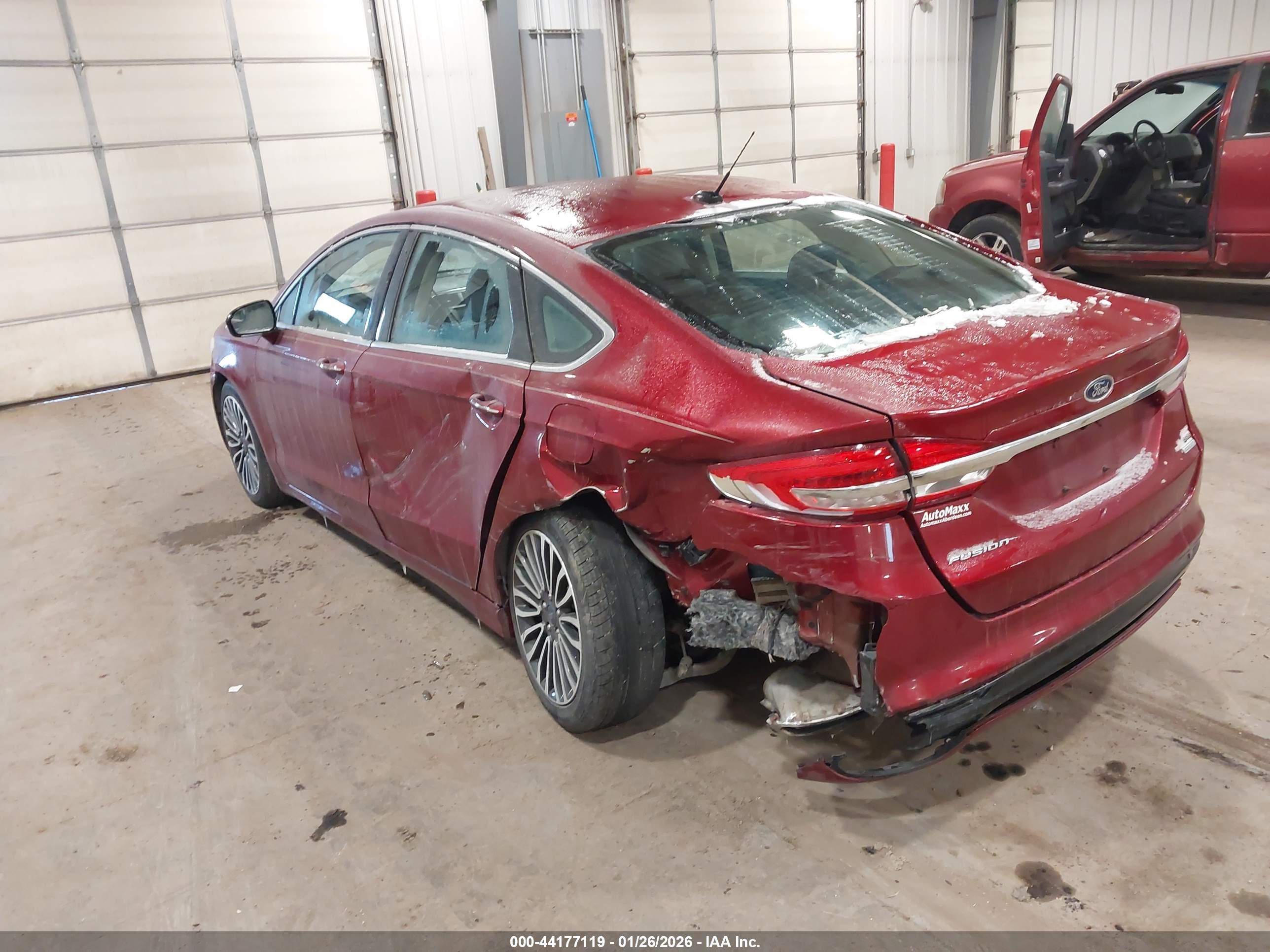 FORD FUSION image 3