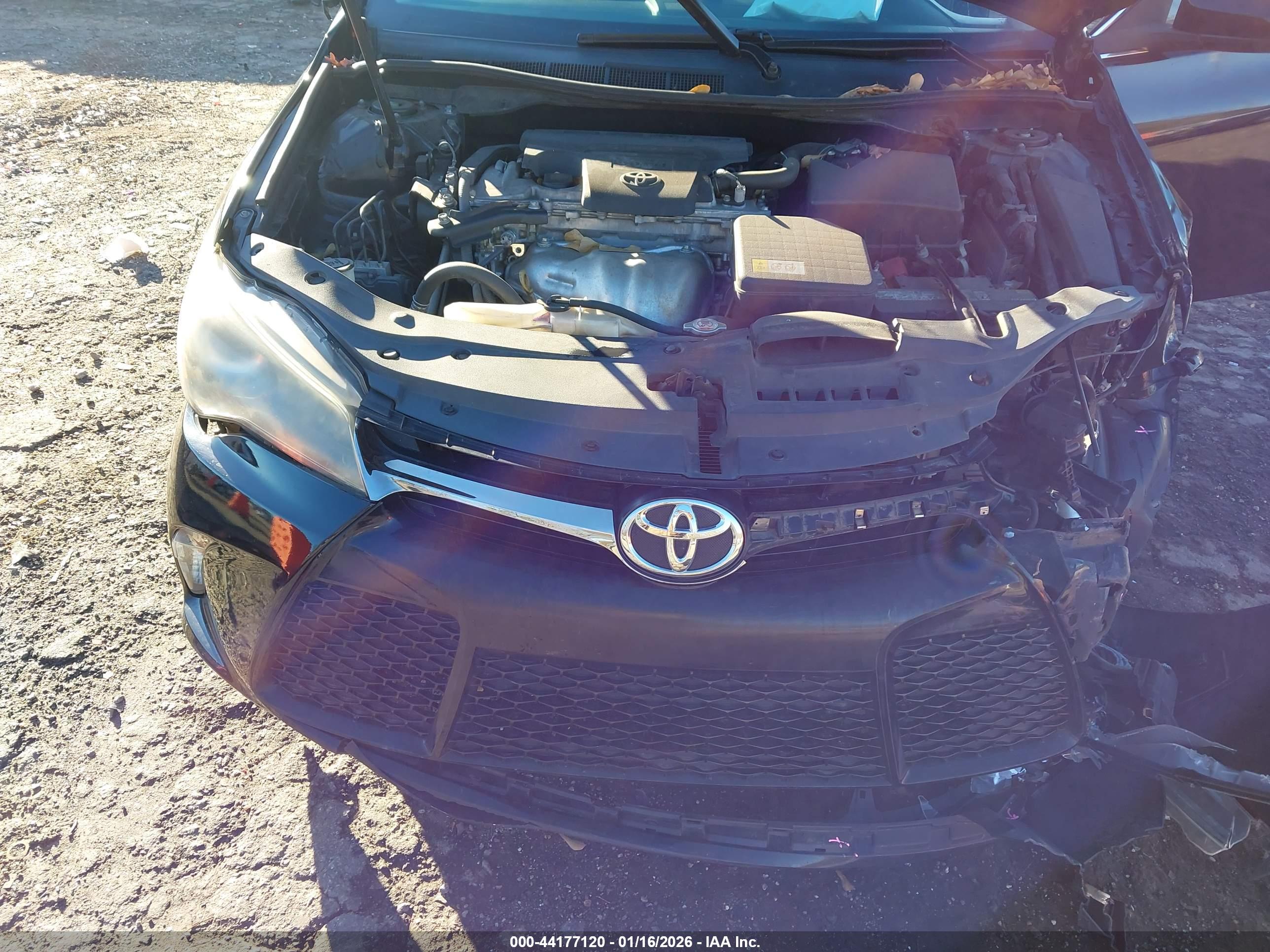 TOYOTA CAMRY image 10