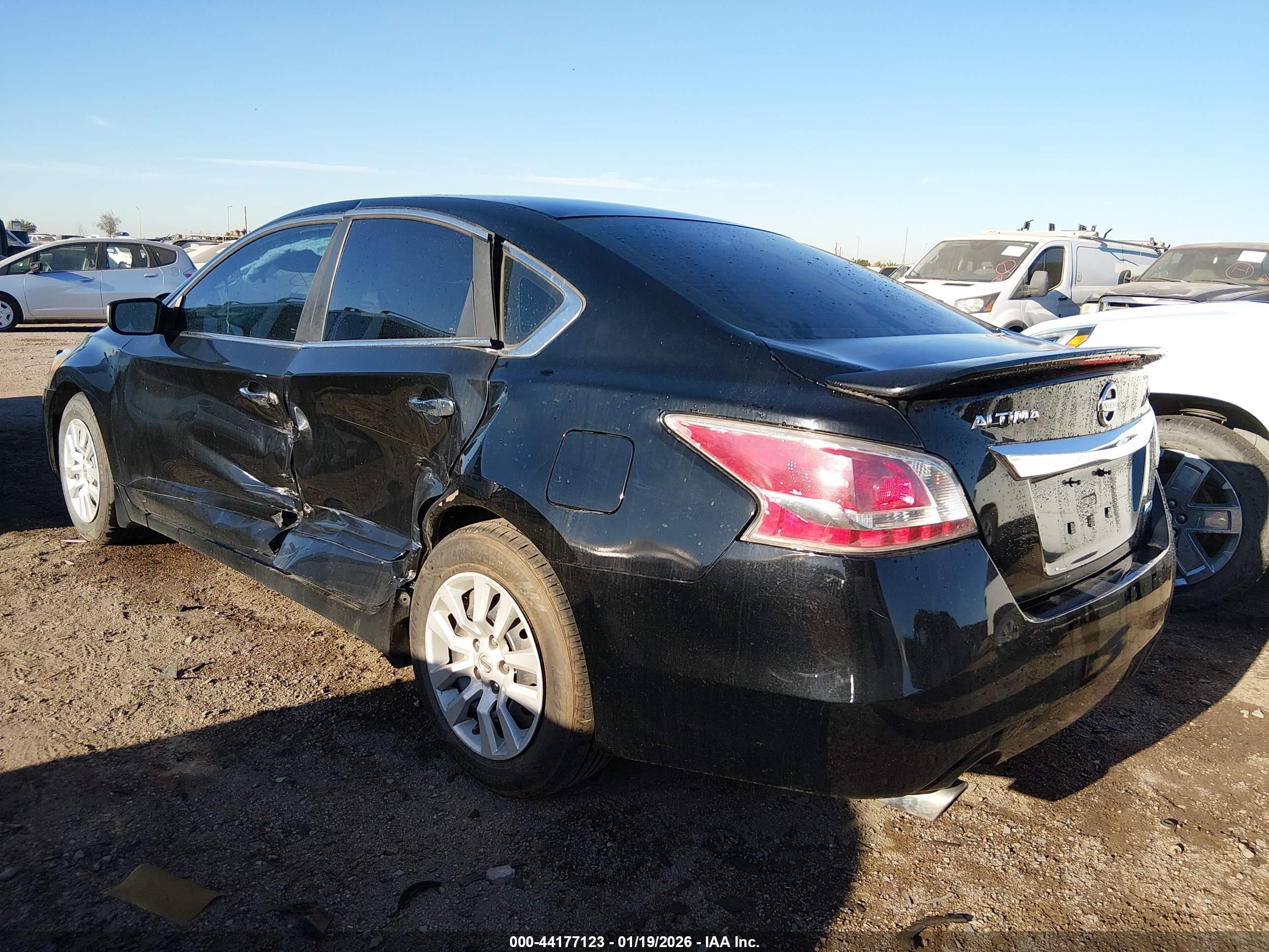 NISSAN ALTIMA image 3