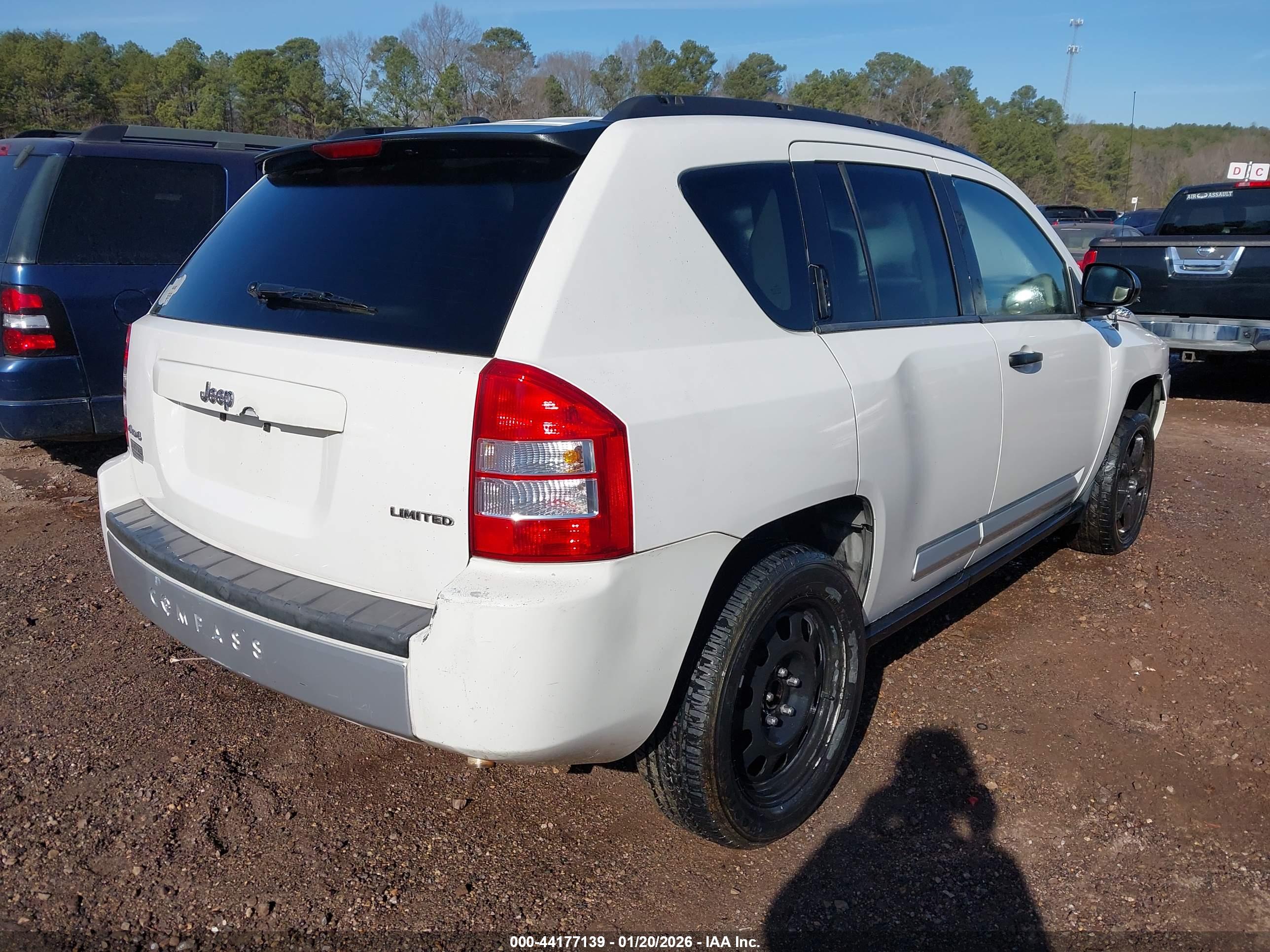 JEEP COMPASS image 4