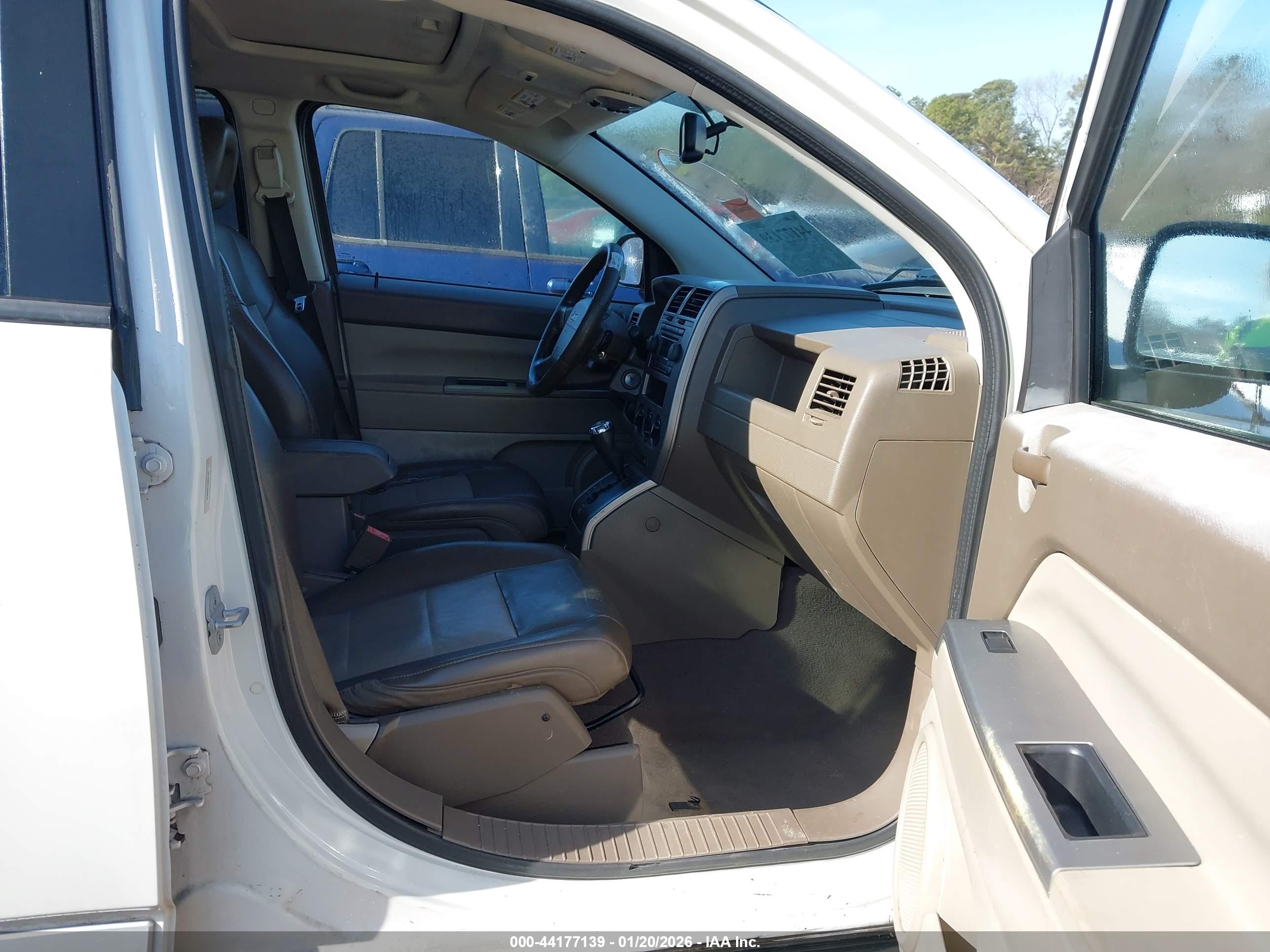 JEEP COMPASS image 5