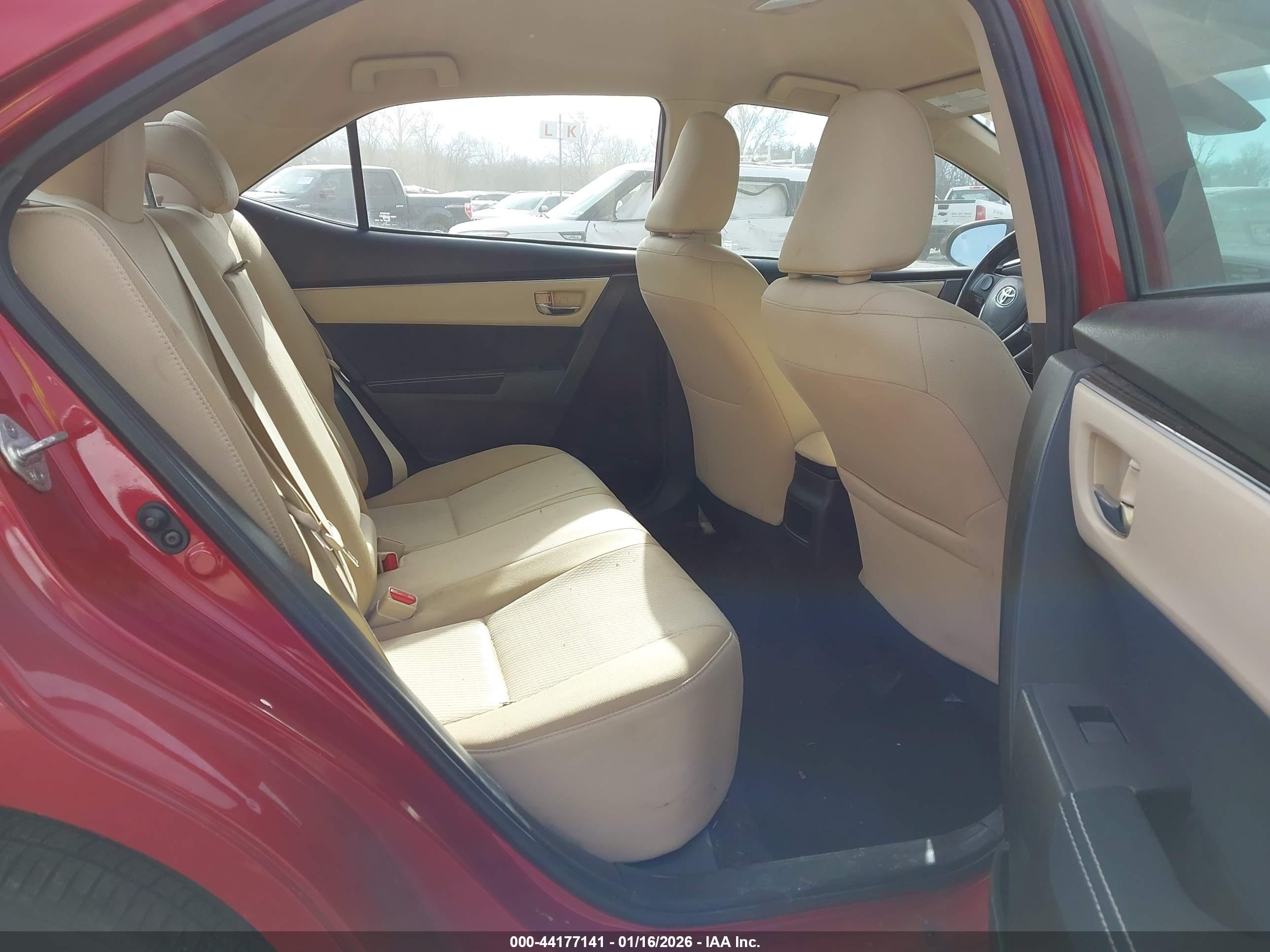TOYOTA COROLLA image 8