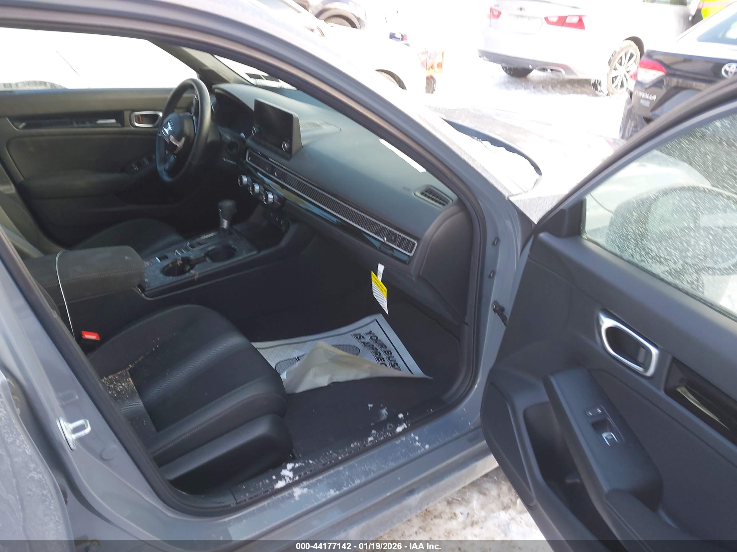 HONDA CIVIC image 5