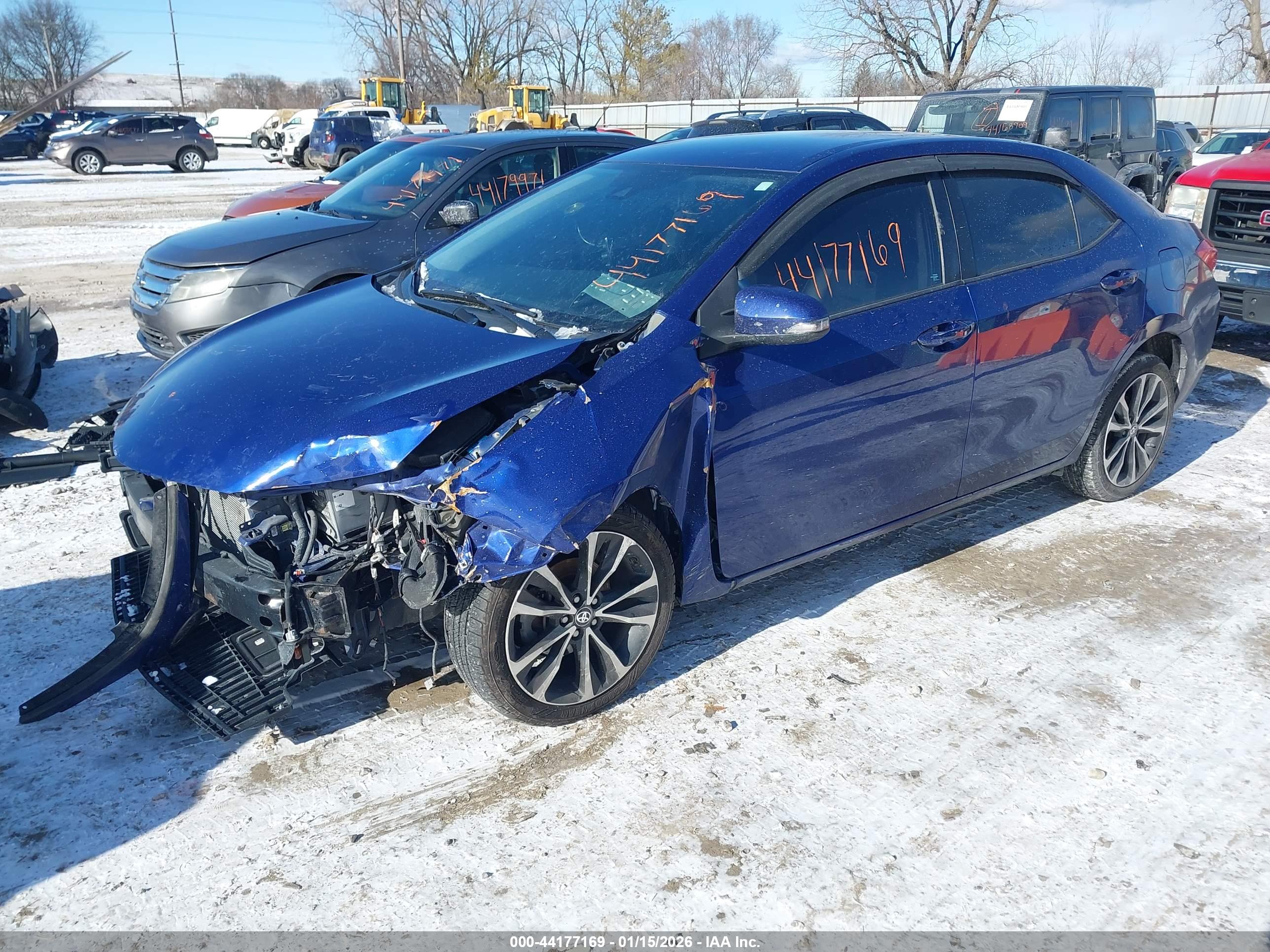 TOYOTA COROLLA image 2