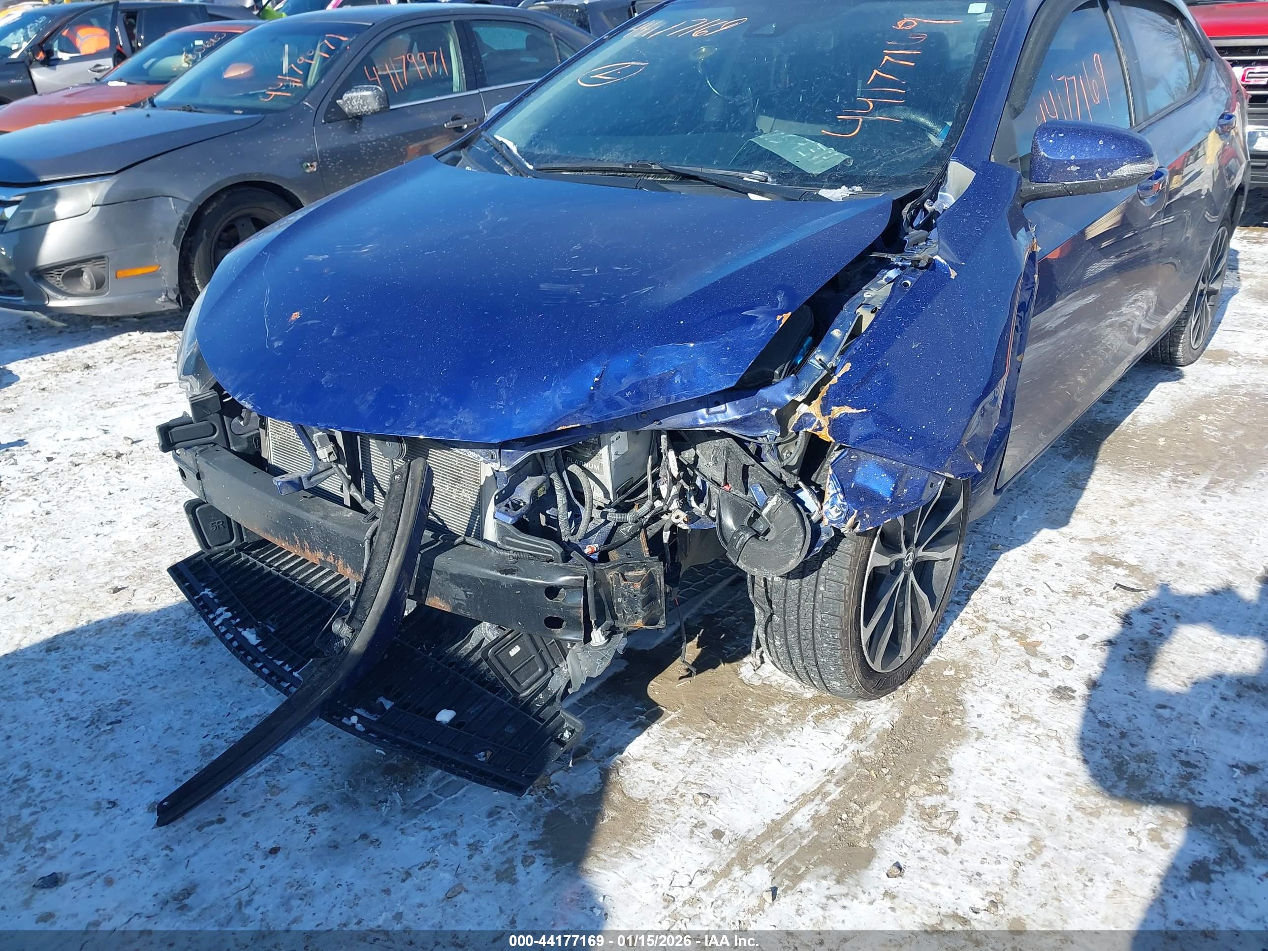 TOYOTA COROLLA image 6