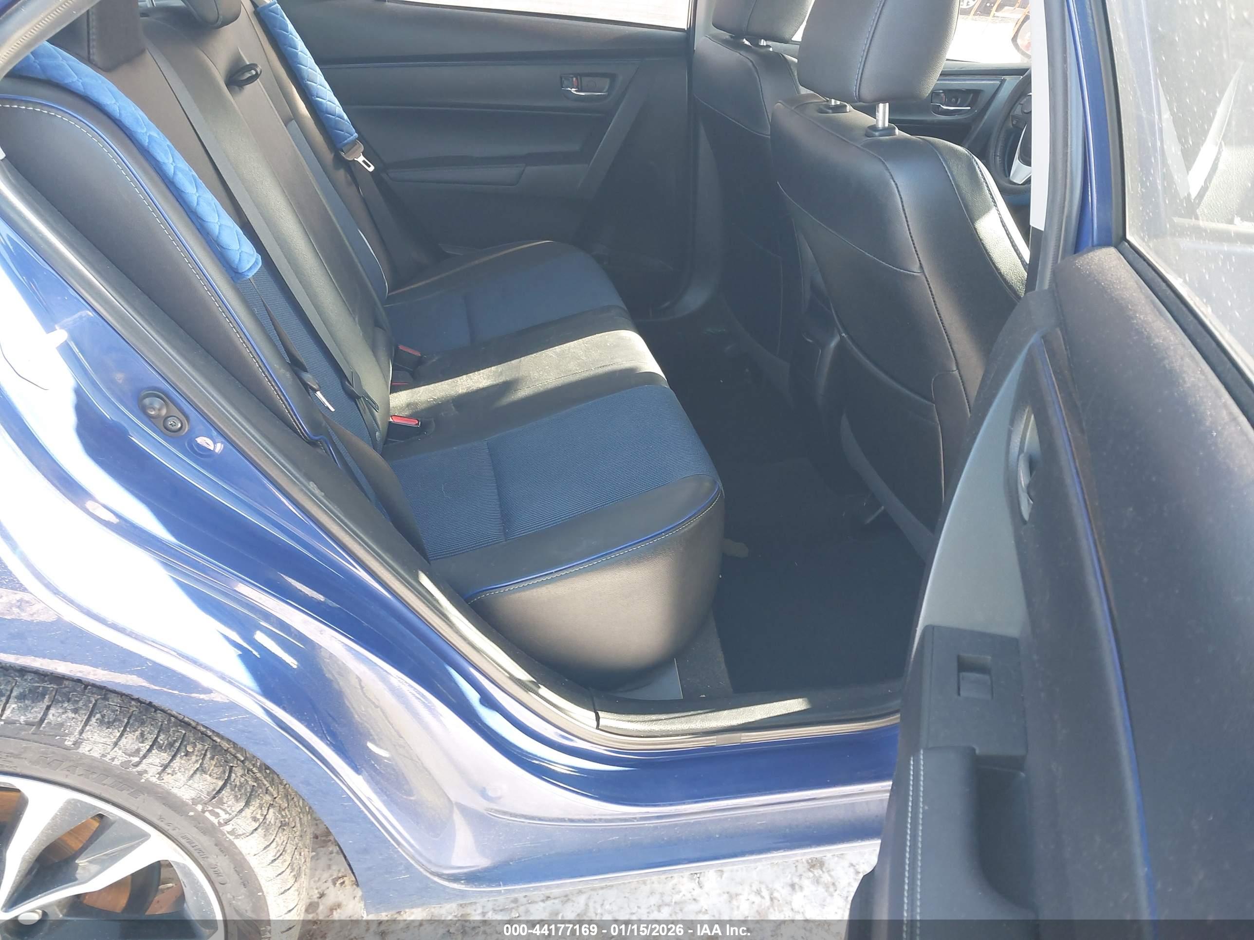 TOYOTA COROLLA image 8