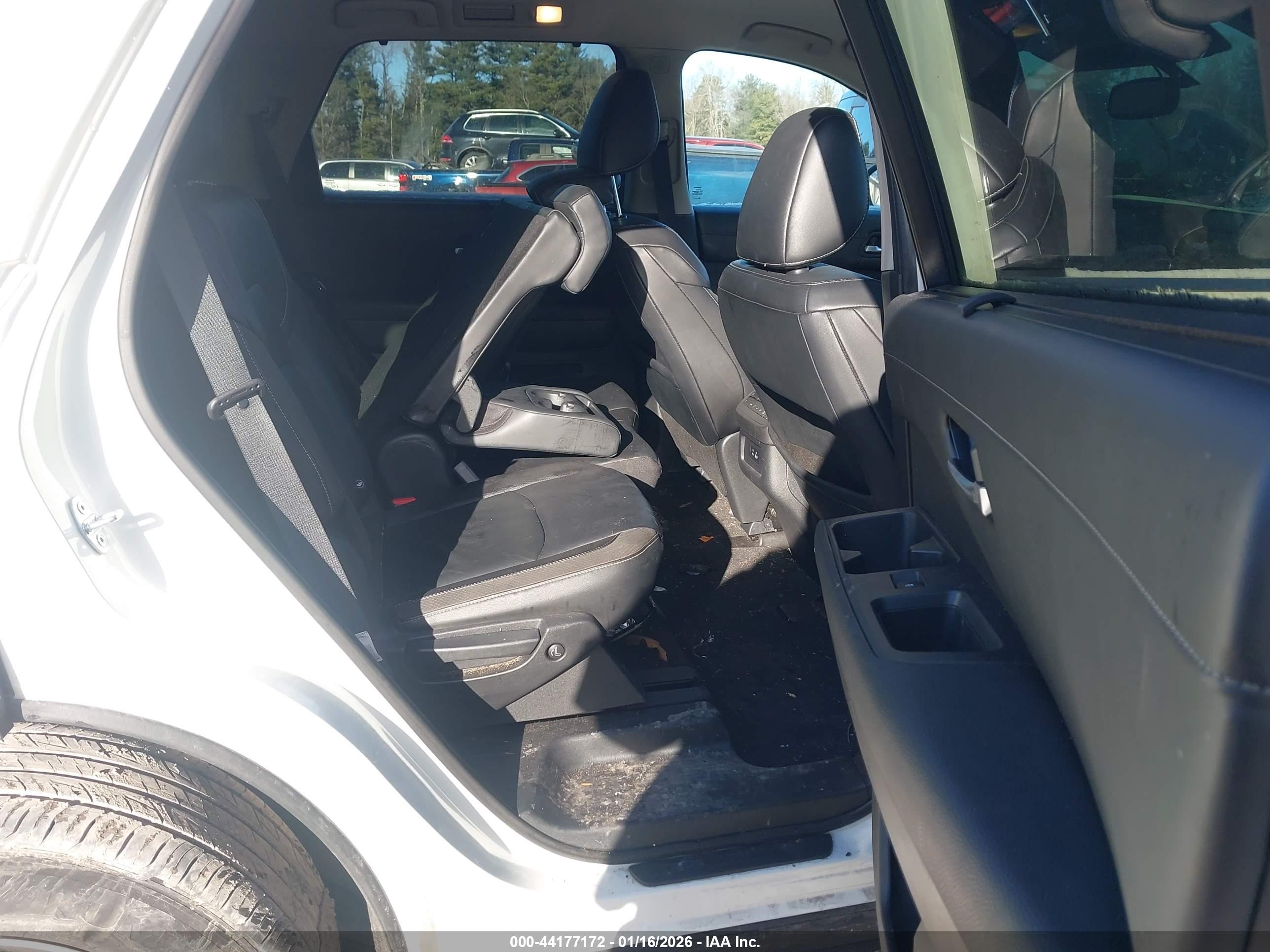 NISSAN PATHFINDER image 8