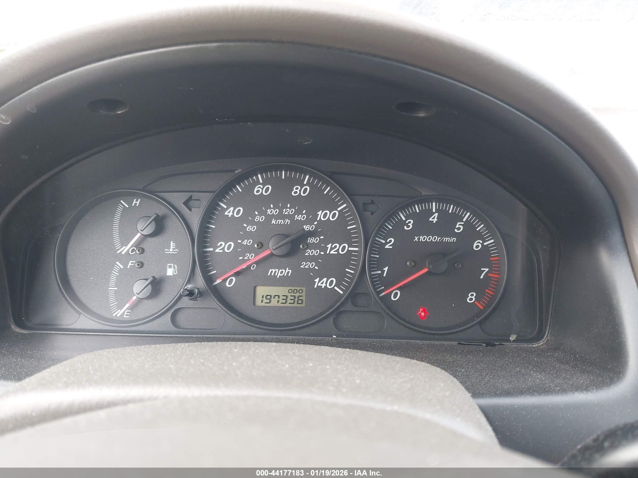 MAZDA PROTEGE image 7