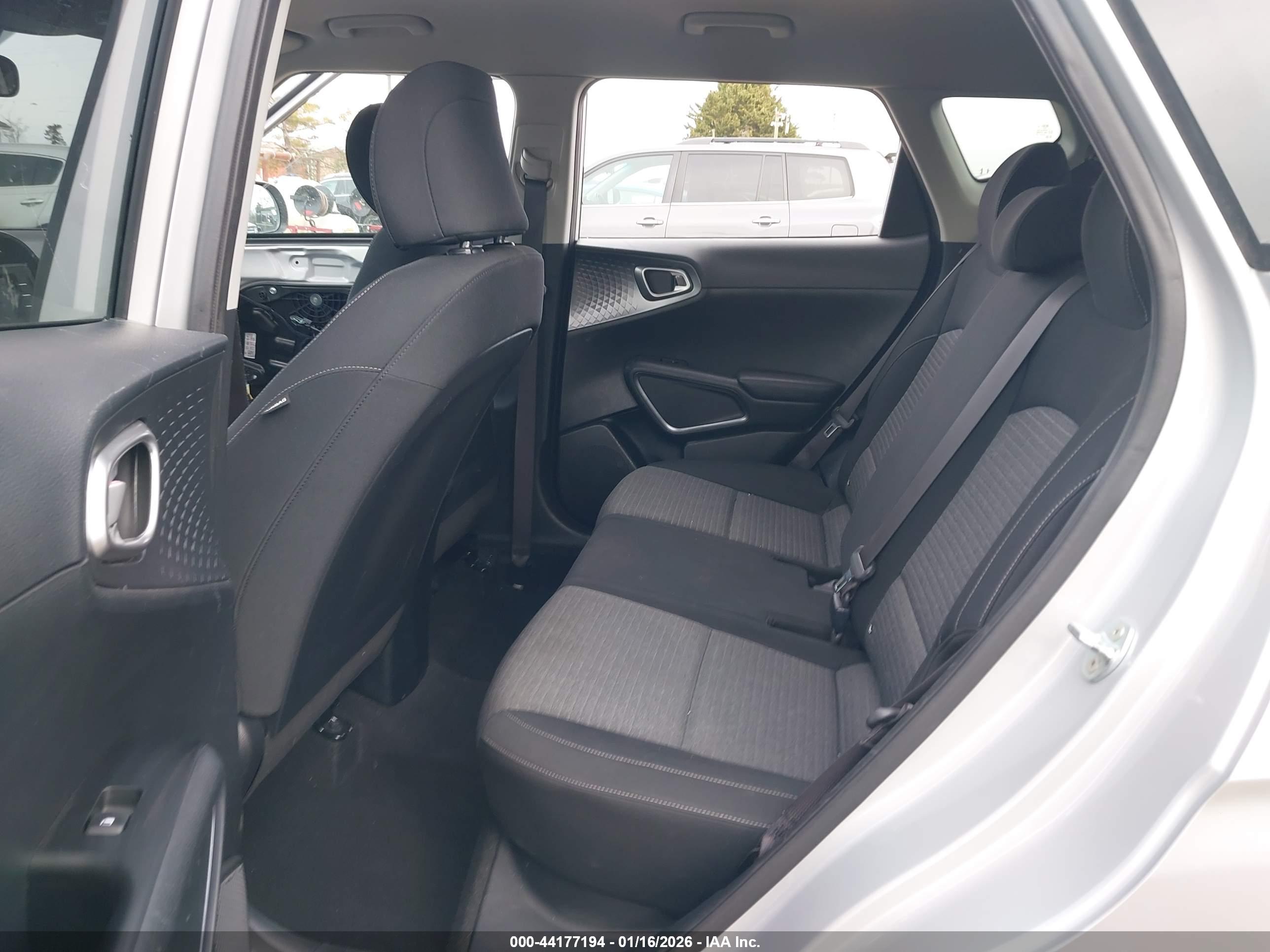 KIA SOUL image 8