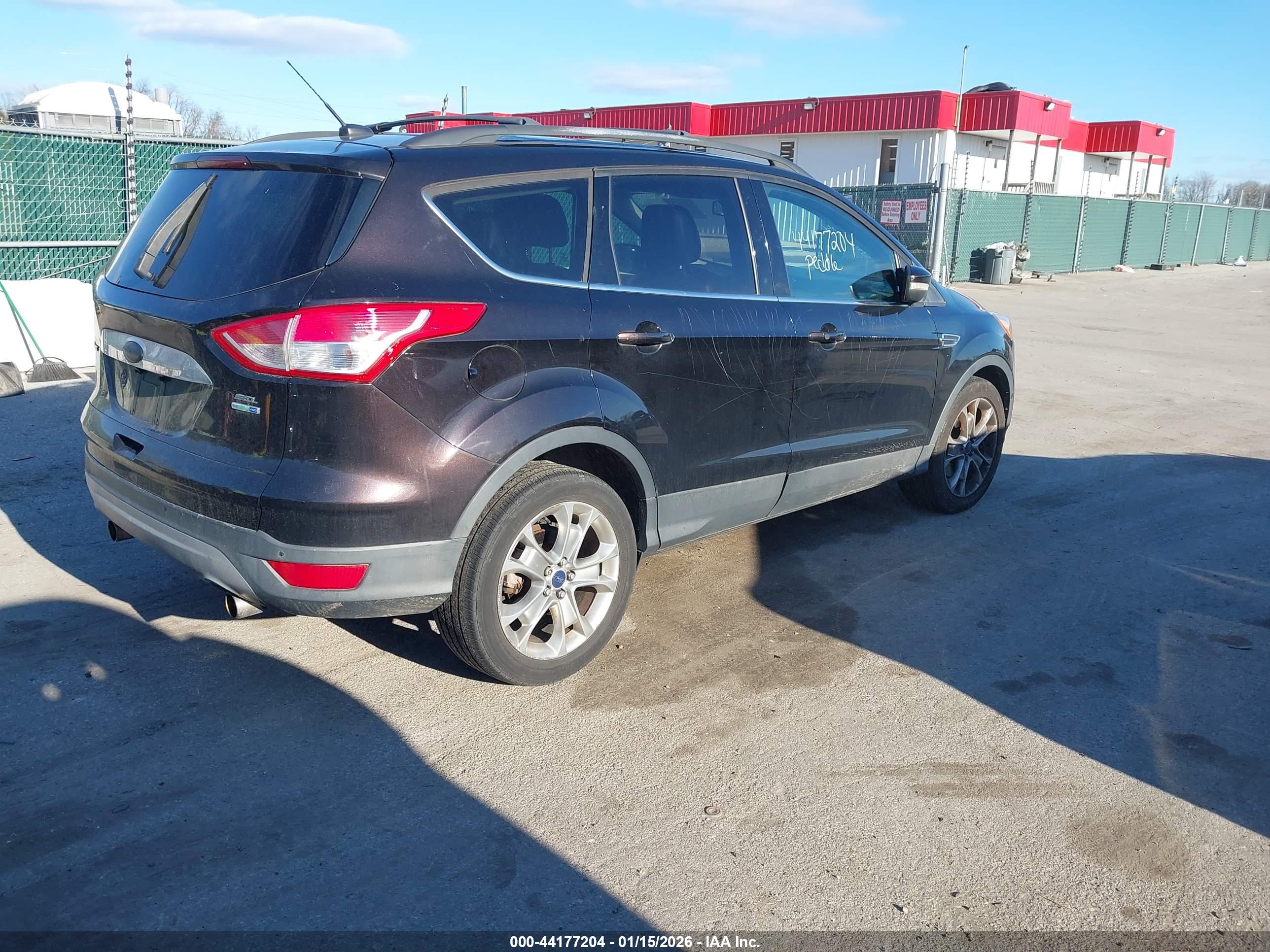 FORD ESCAPE image 4