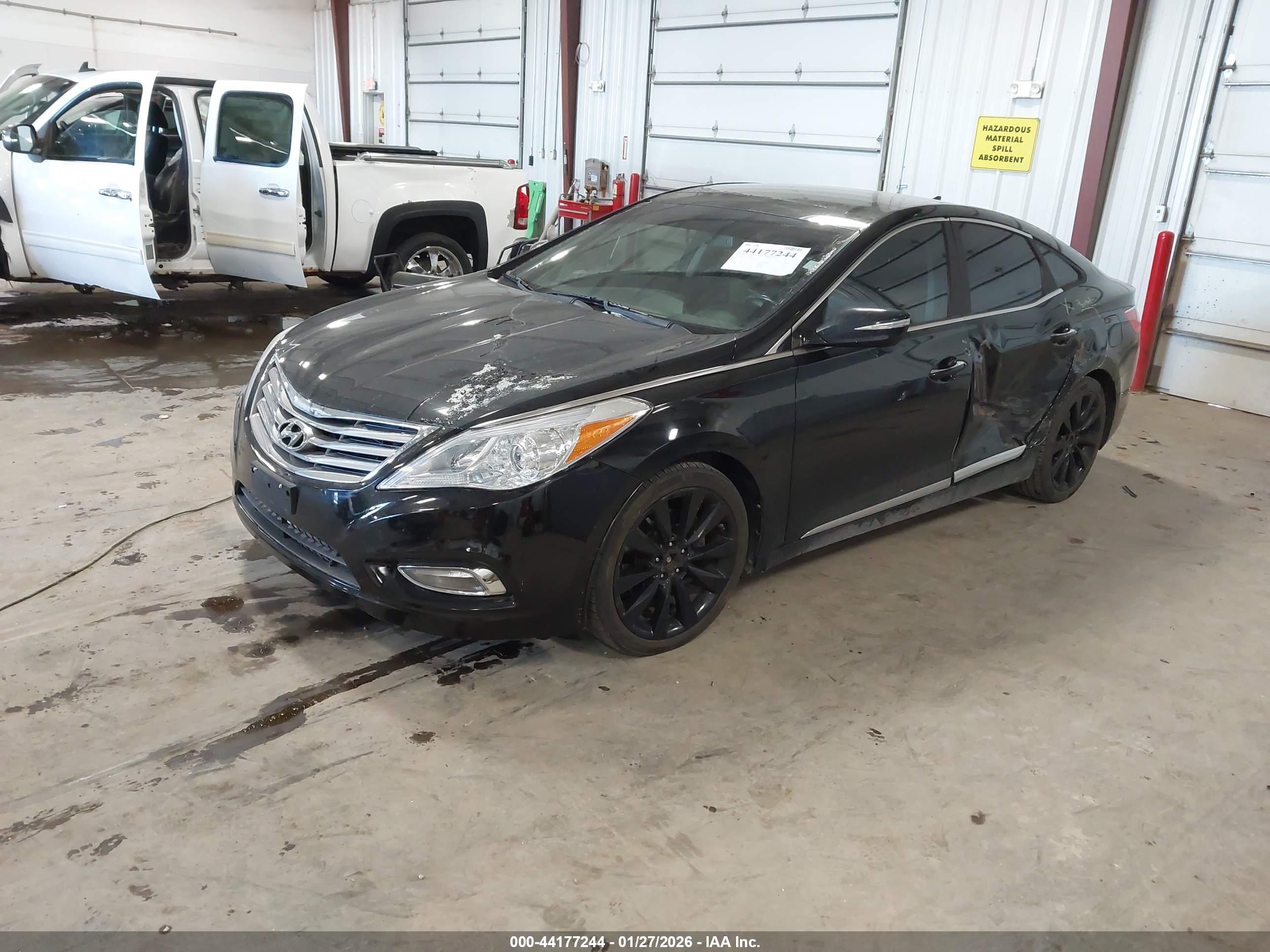HYUNDAI AZERA image 2
