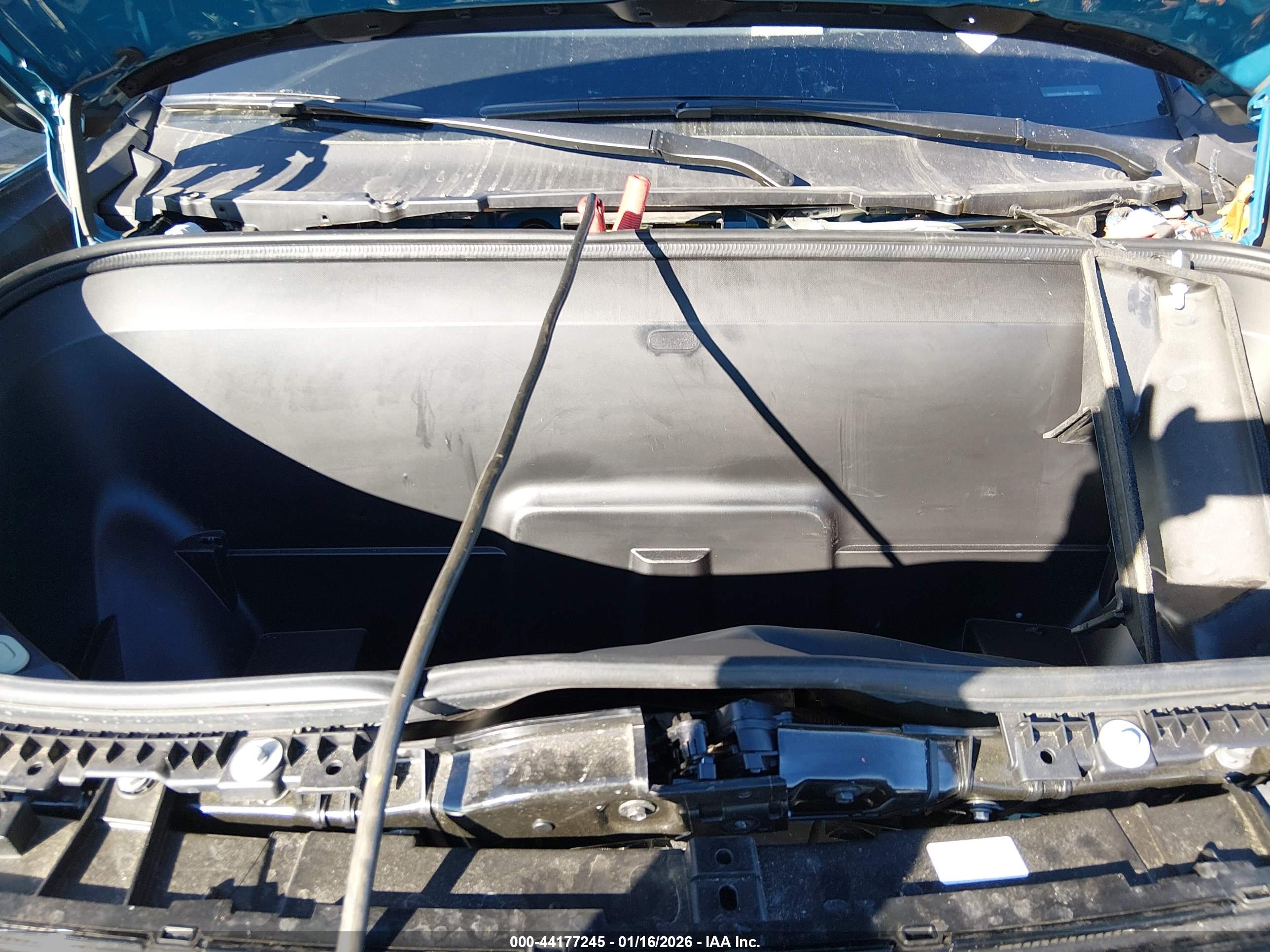 RIVIAN R1S image 10