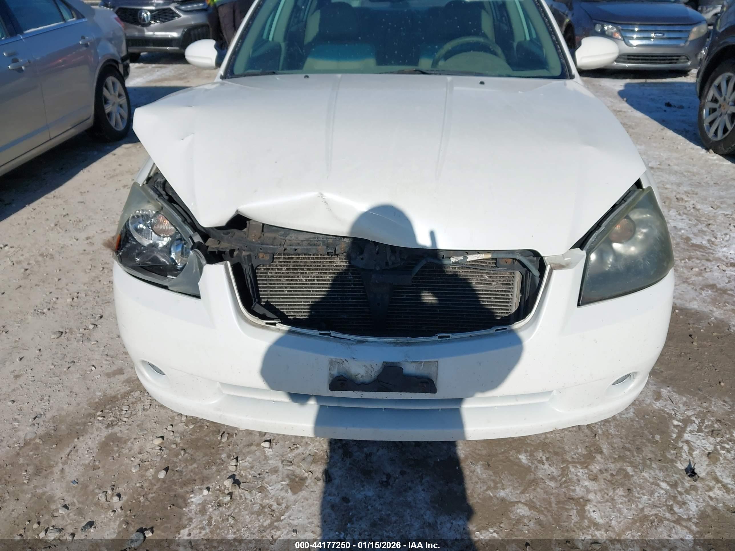 NISSAN ALTIMA image 6