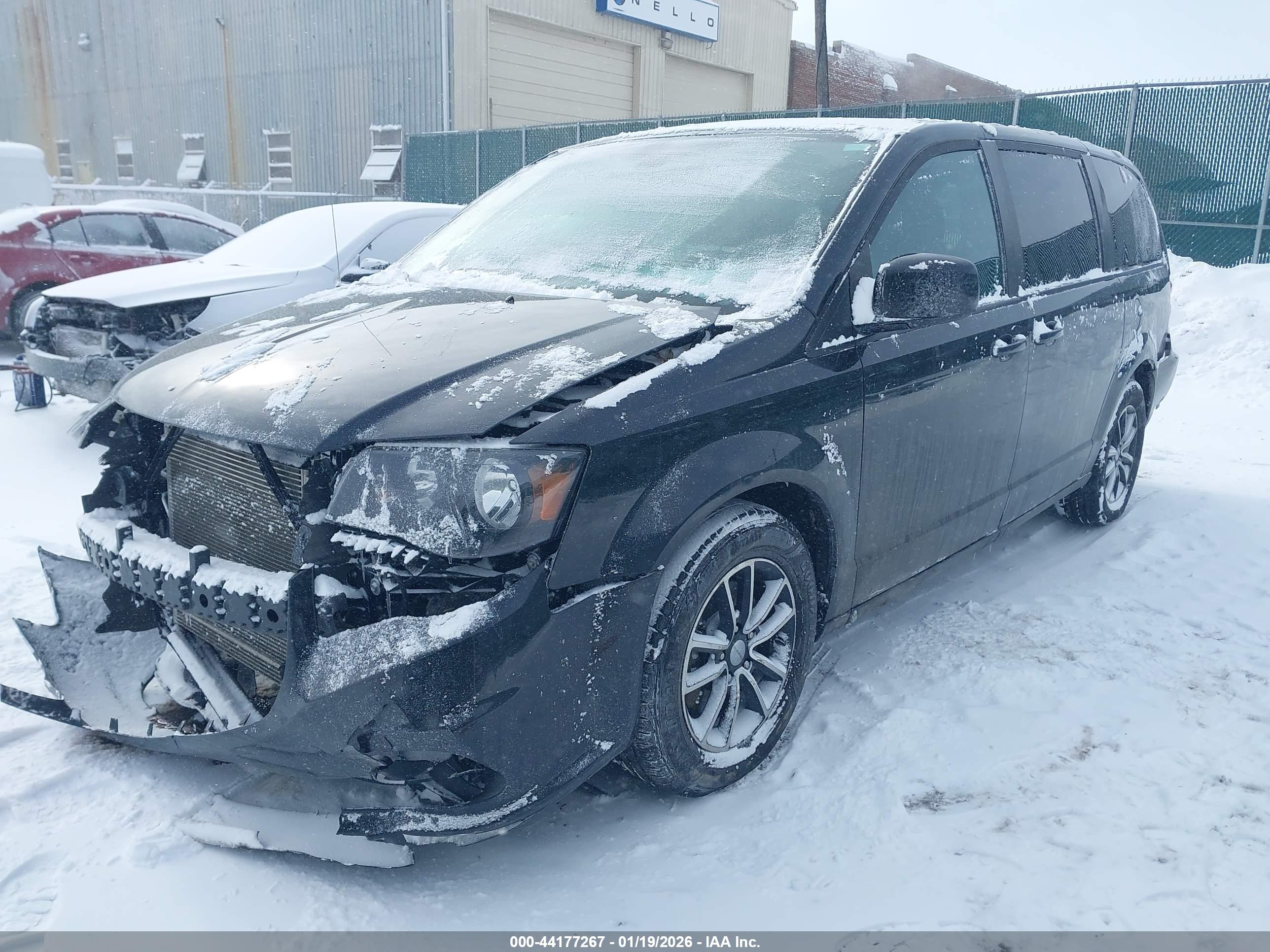 DODGE GRAND image 2
