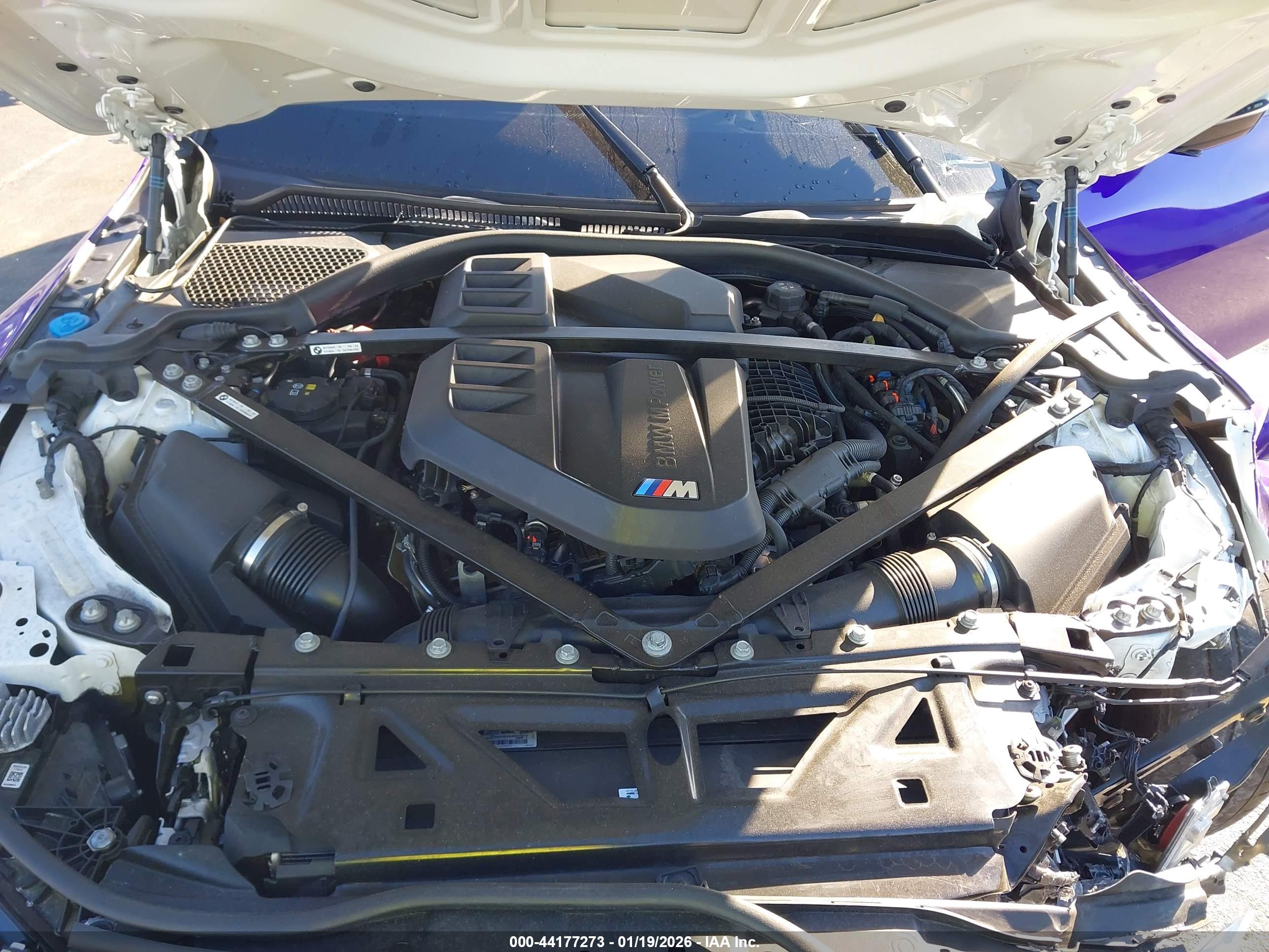 BMW M4 image 10