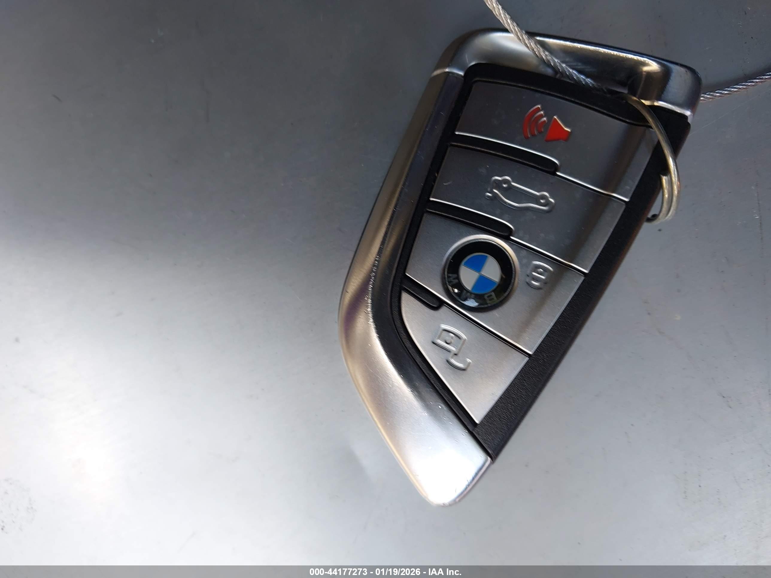 BMW M4 image 11
