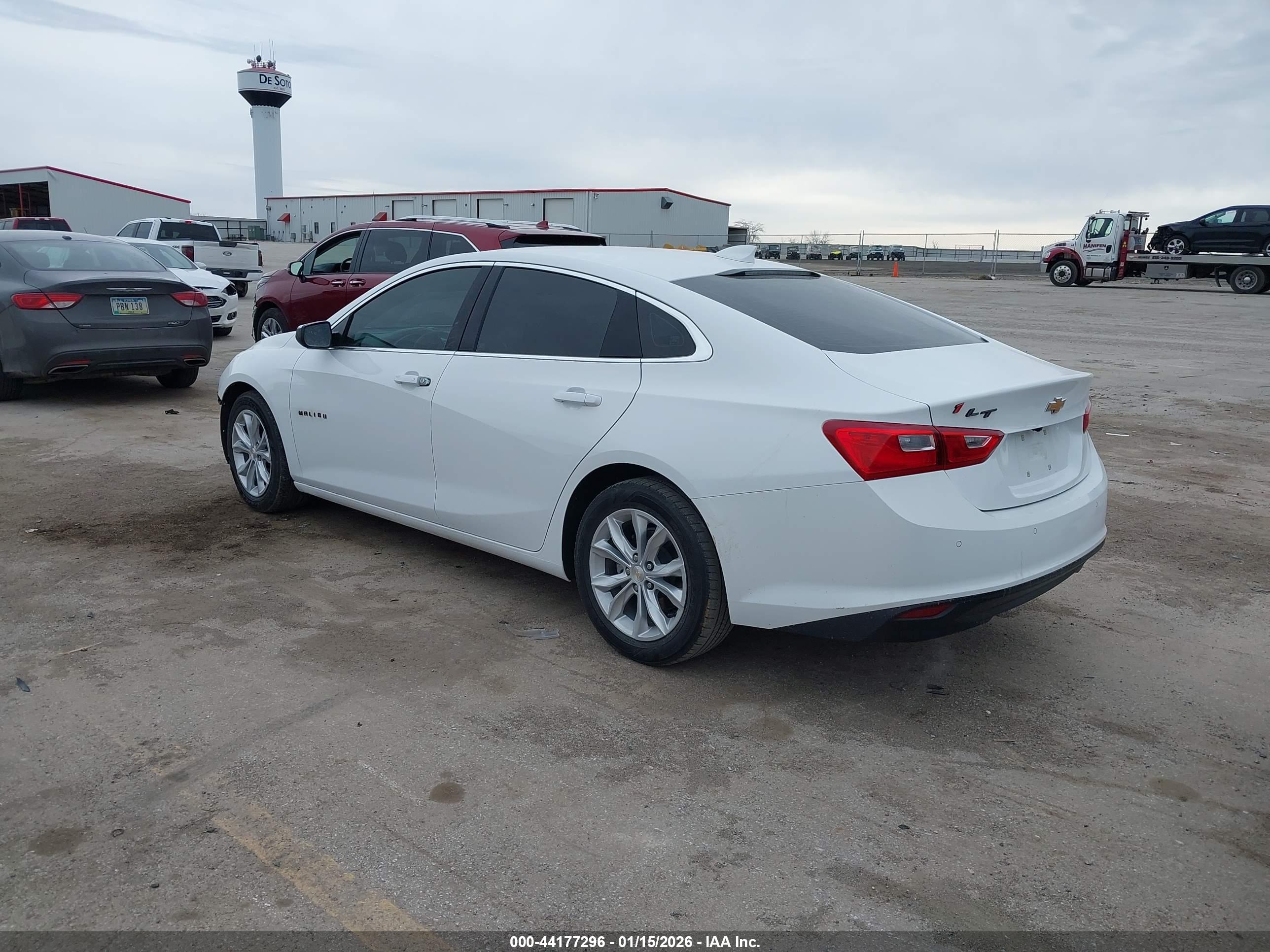 CHEVROLET MALIBU image 3