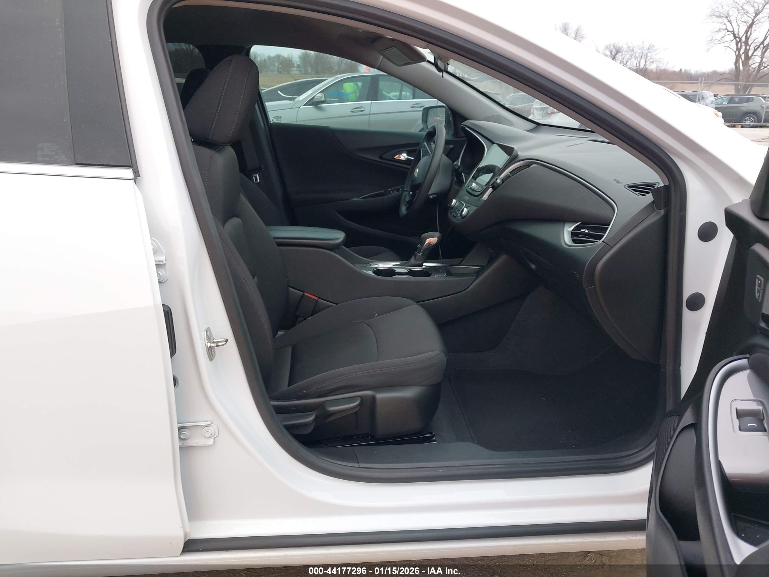 CHEVROLET MALIBU image 5