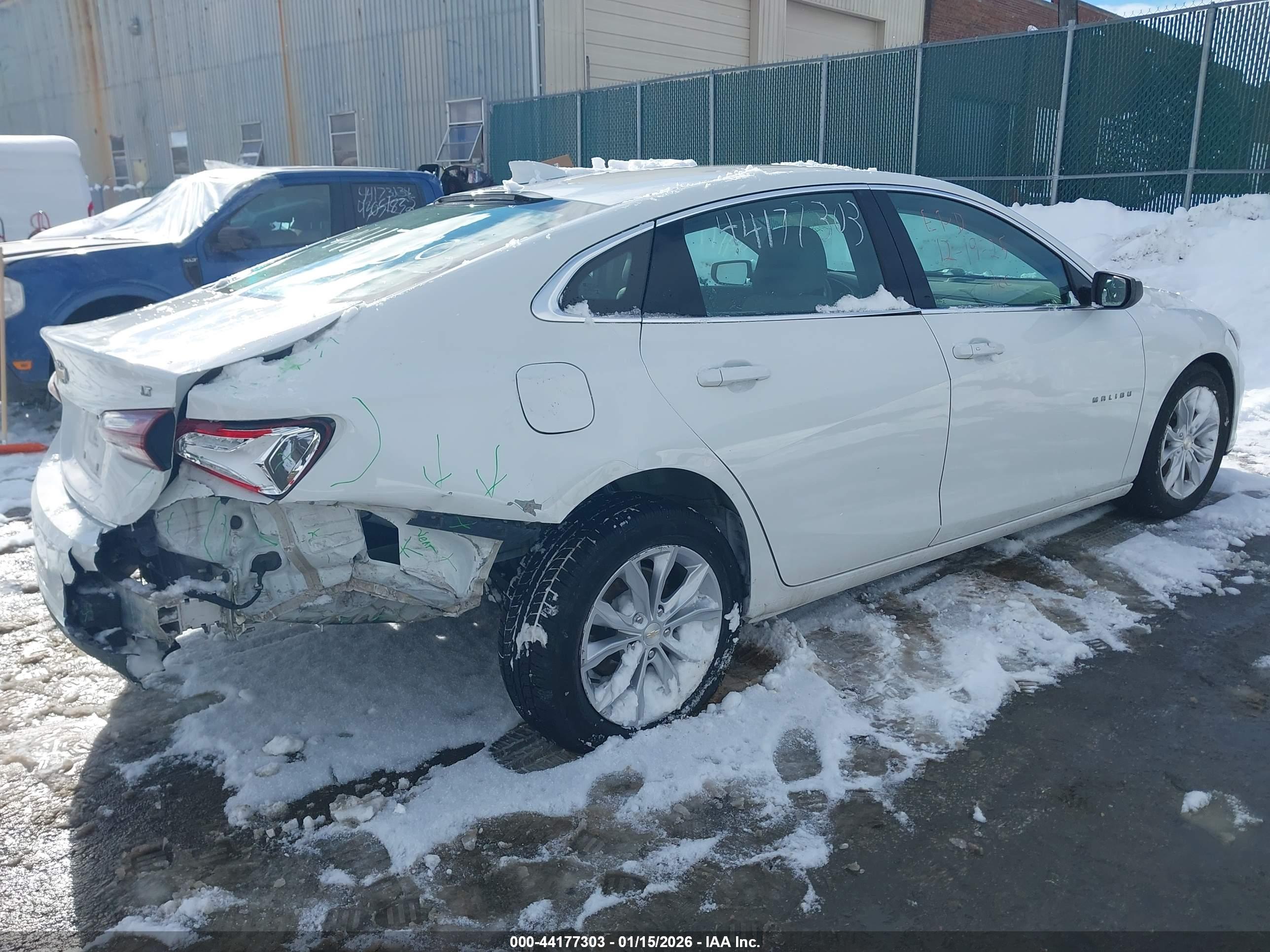 CHEVROLET MALIBU image 4