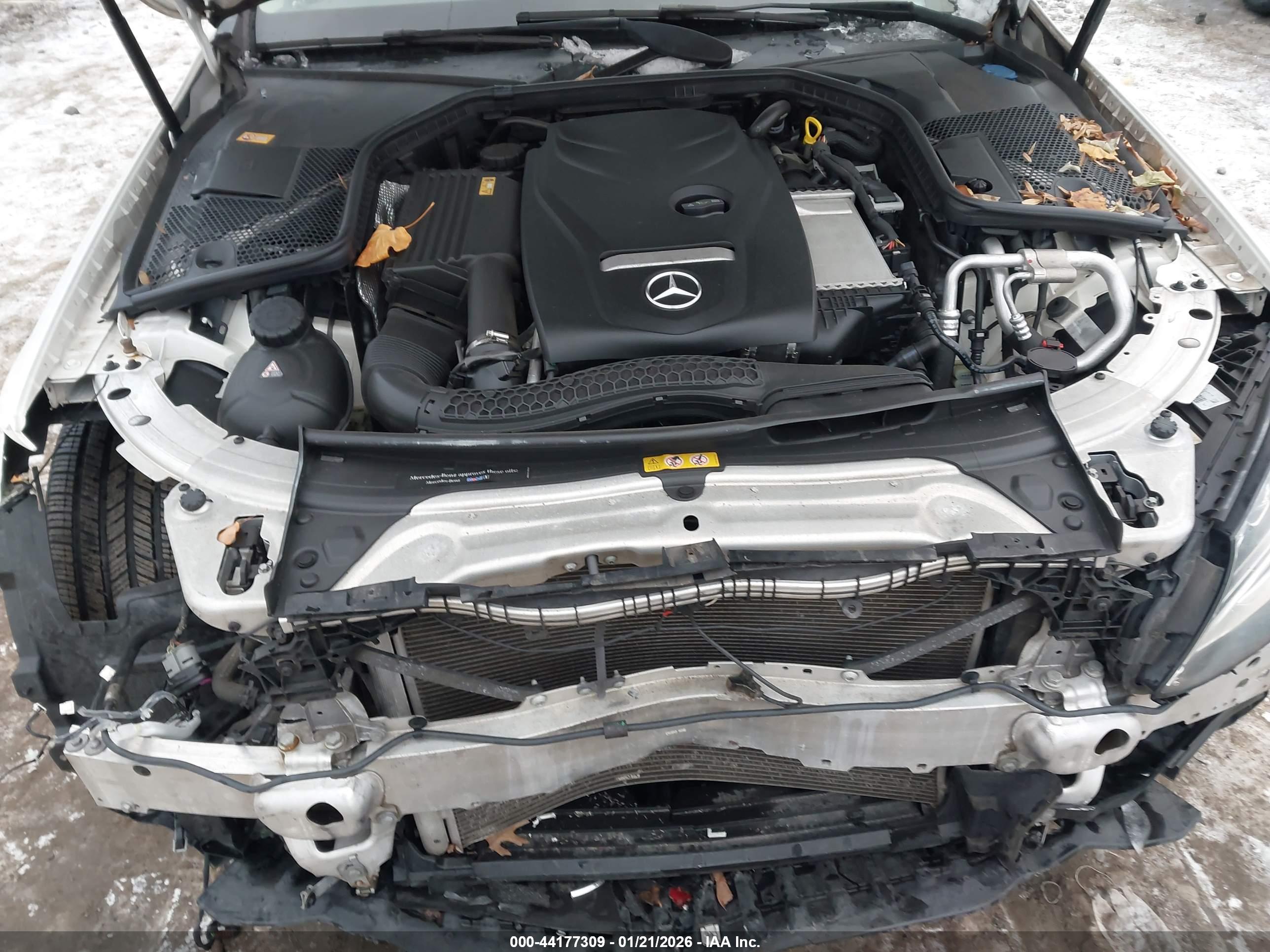 MERCEDES-BENZ C image 10