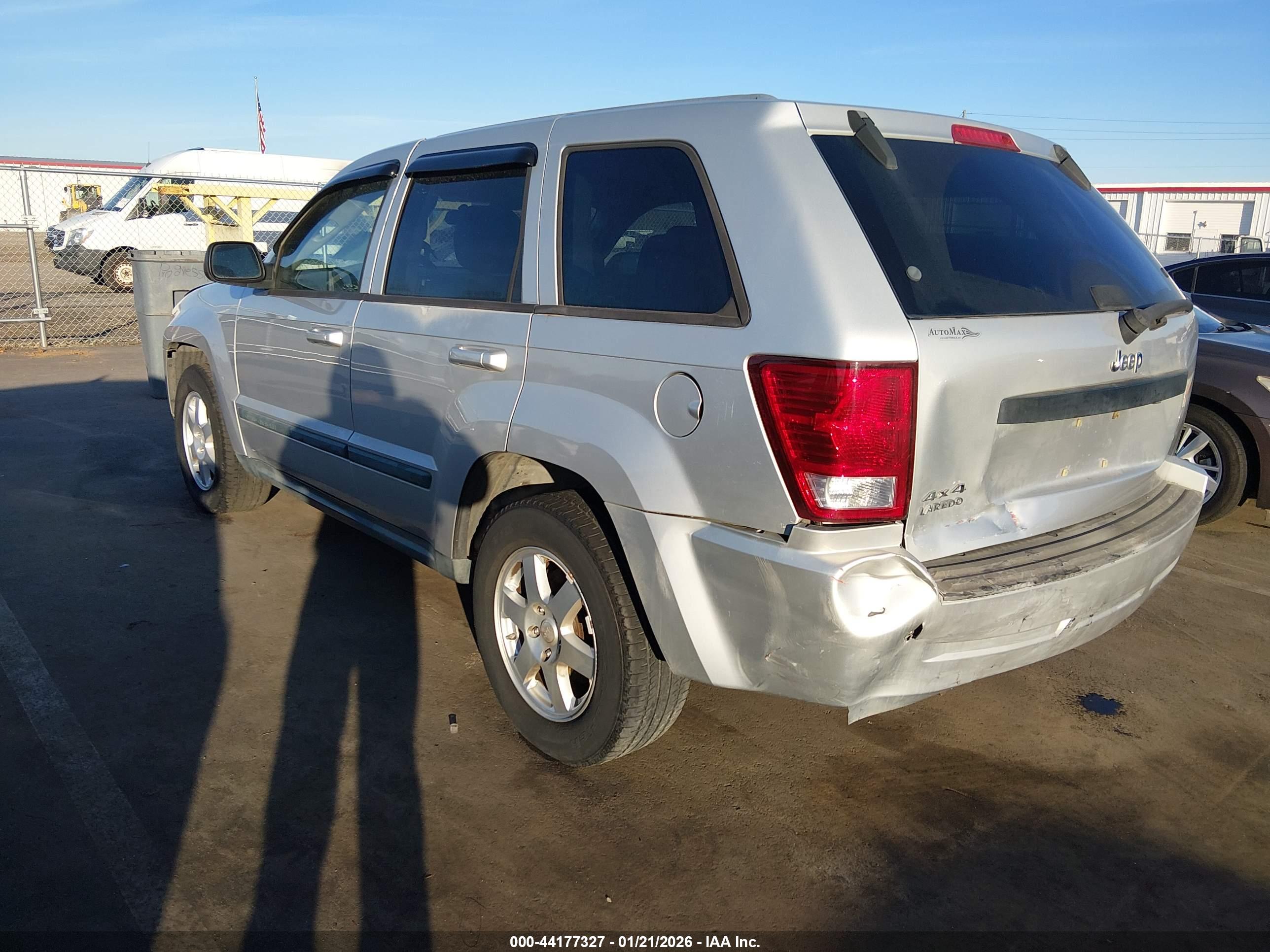 JEEP GRAND image 3