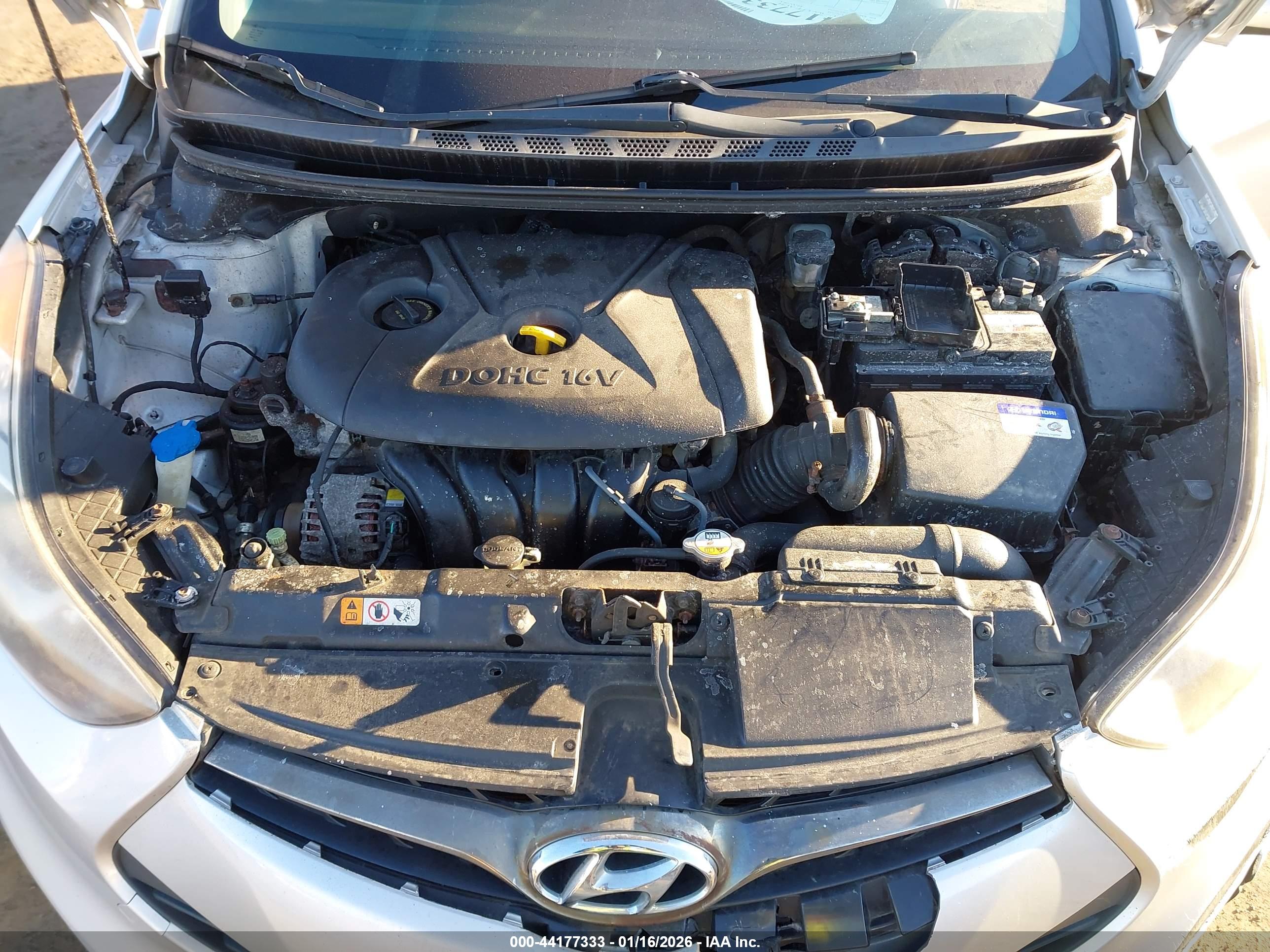 HYUNDAI ELANTRA image 10