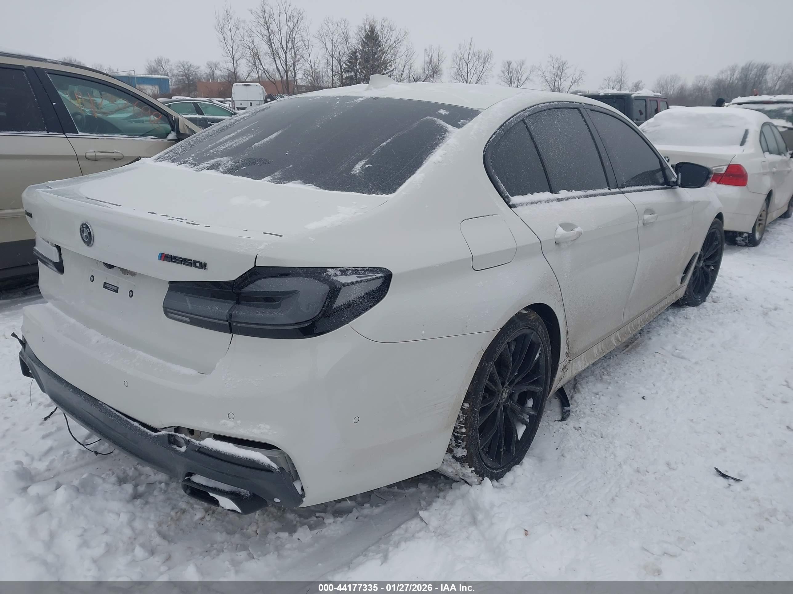 BMW M550I image 4