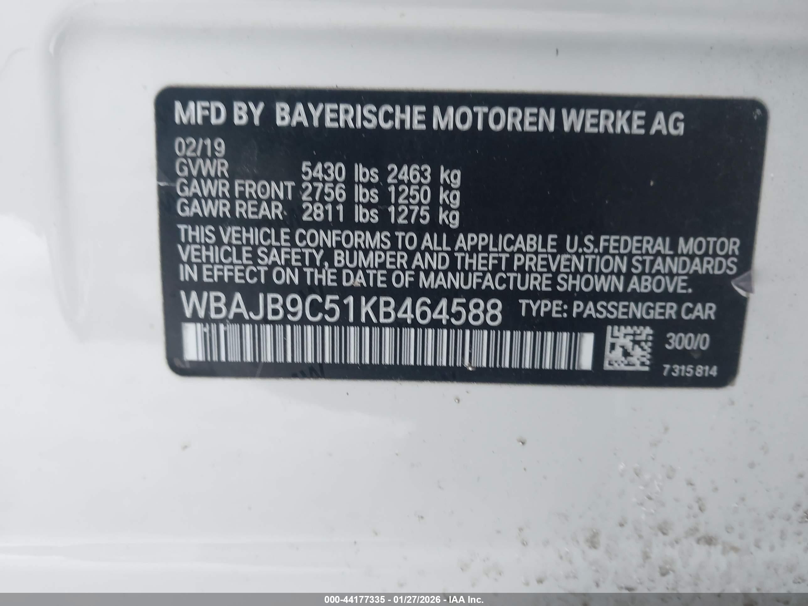 BMW M550I image 9